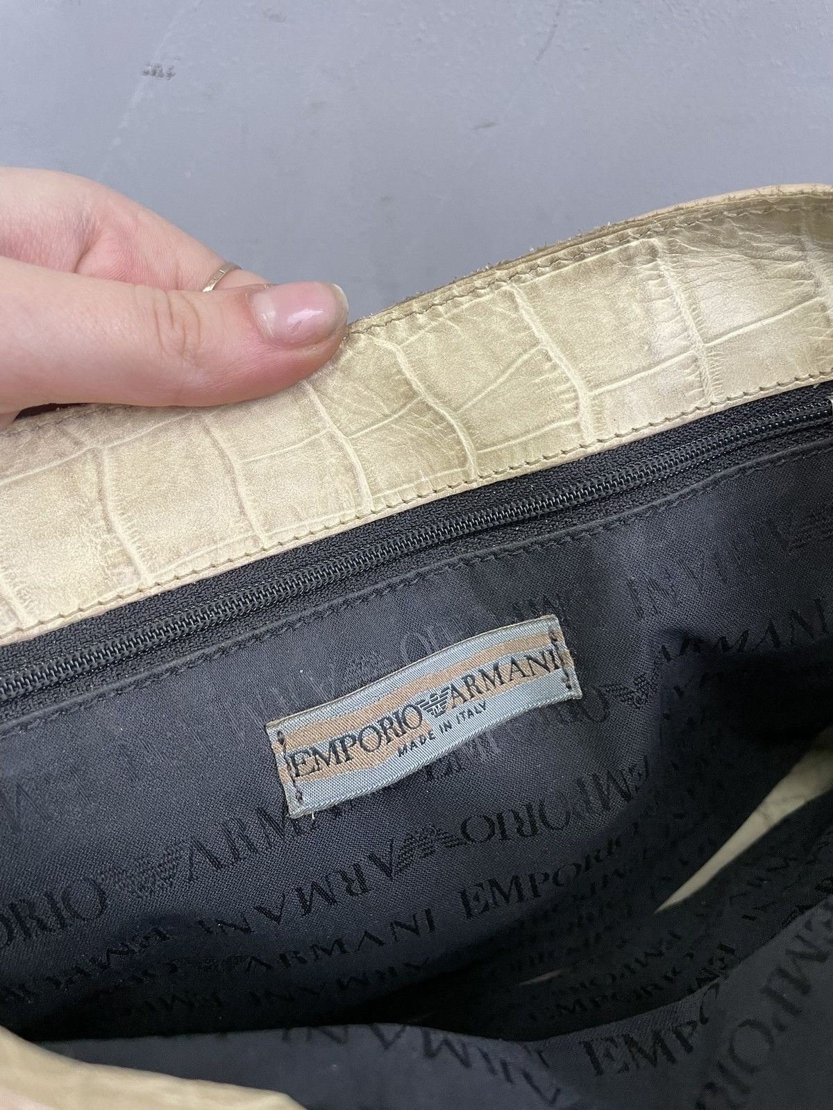 Emporio Armani Emporio Armani beige croco leather handbag Y2K classy style Size ONE SIZE - 11 Thumbnail
