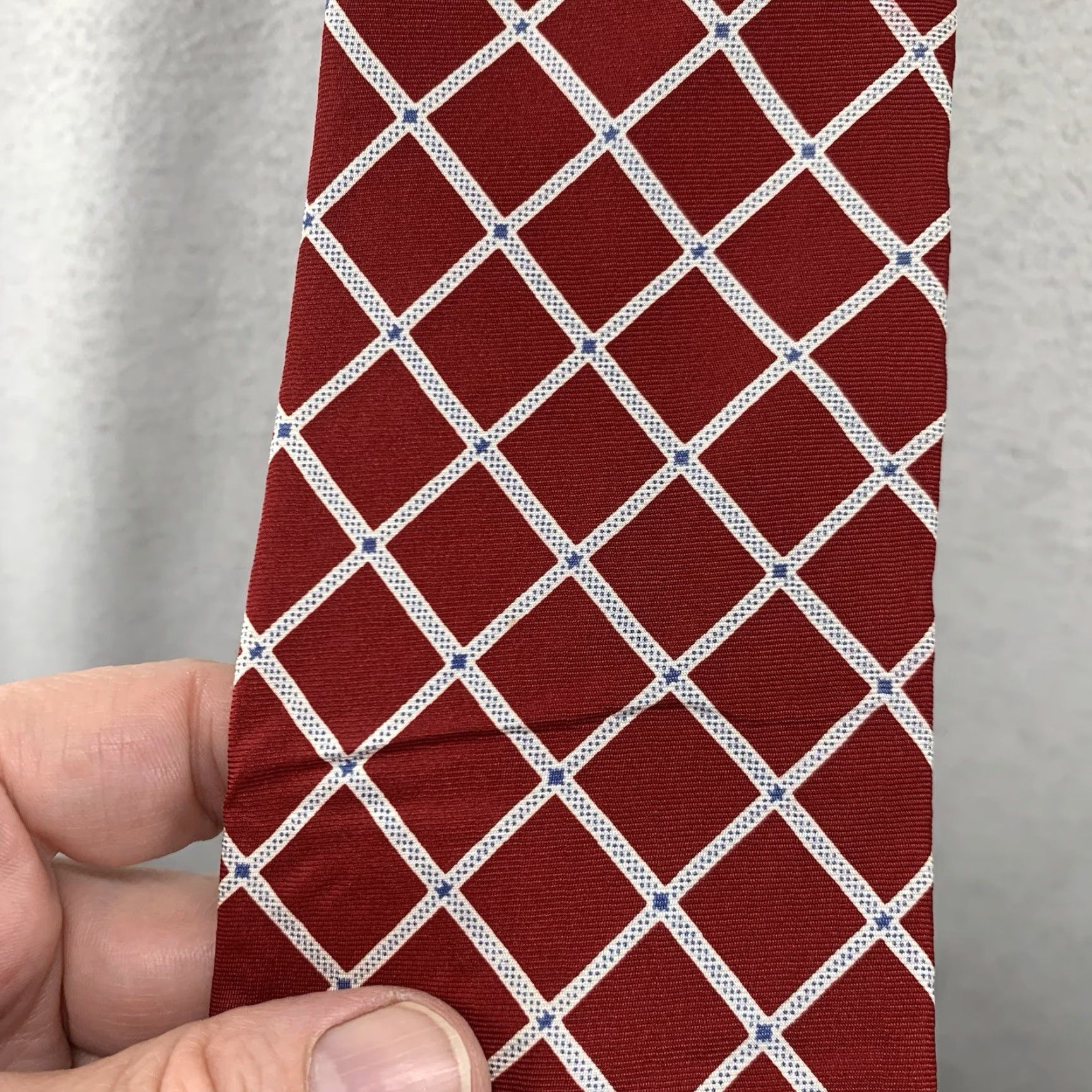 Tommy Hilfiger VINTAGE Tommy Hilfiger Men Tie Designer Silk Geometric Pattern 58x4 Made in USA Preppy Golf Size ONE SIZE - 6 Thumbnail