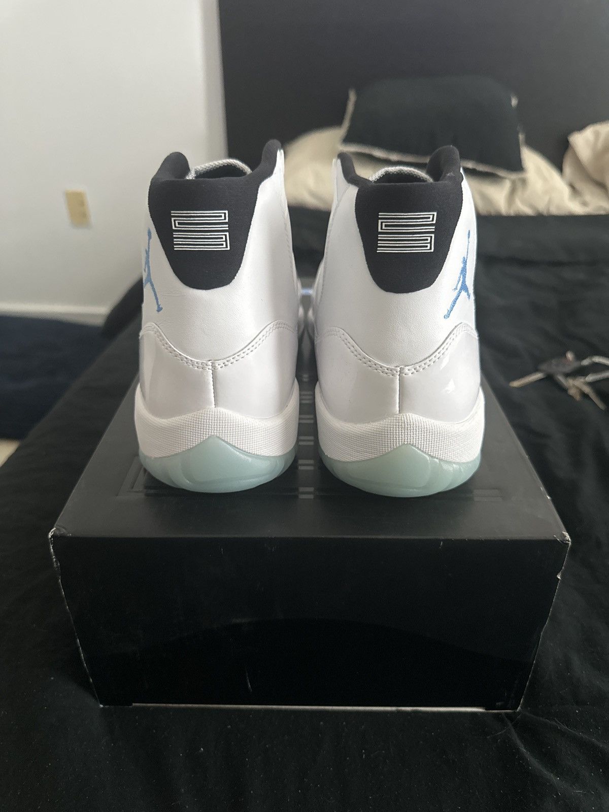 Nike Columbia 11s Size US 10.5 / EU 43-44 - 3 Thumbnail