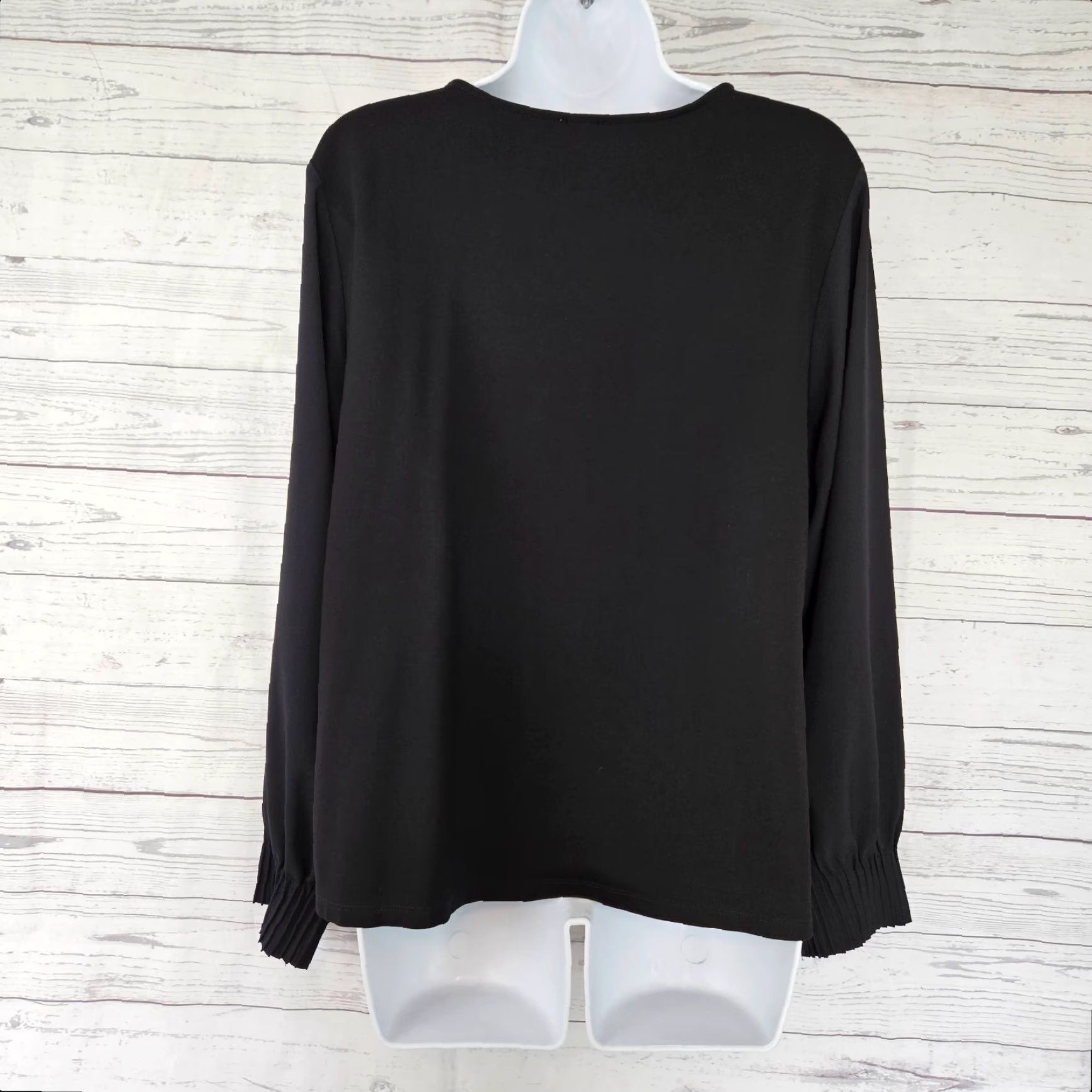 Vintage Chicos Womens Top Blouse Solid Black V-Neck Long Sleeve L Size Large Shirt Womens Size L / US 10 / IT 46 - 3 Thumbnail