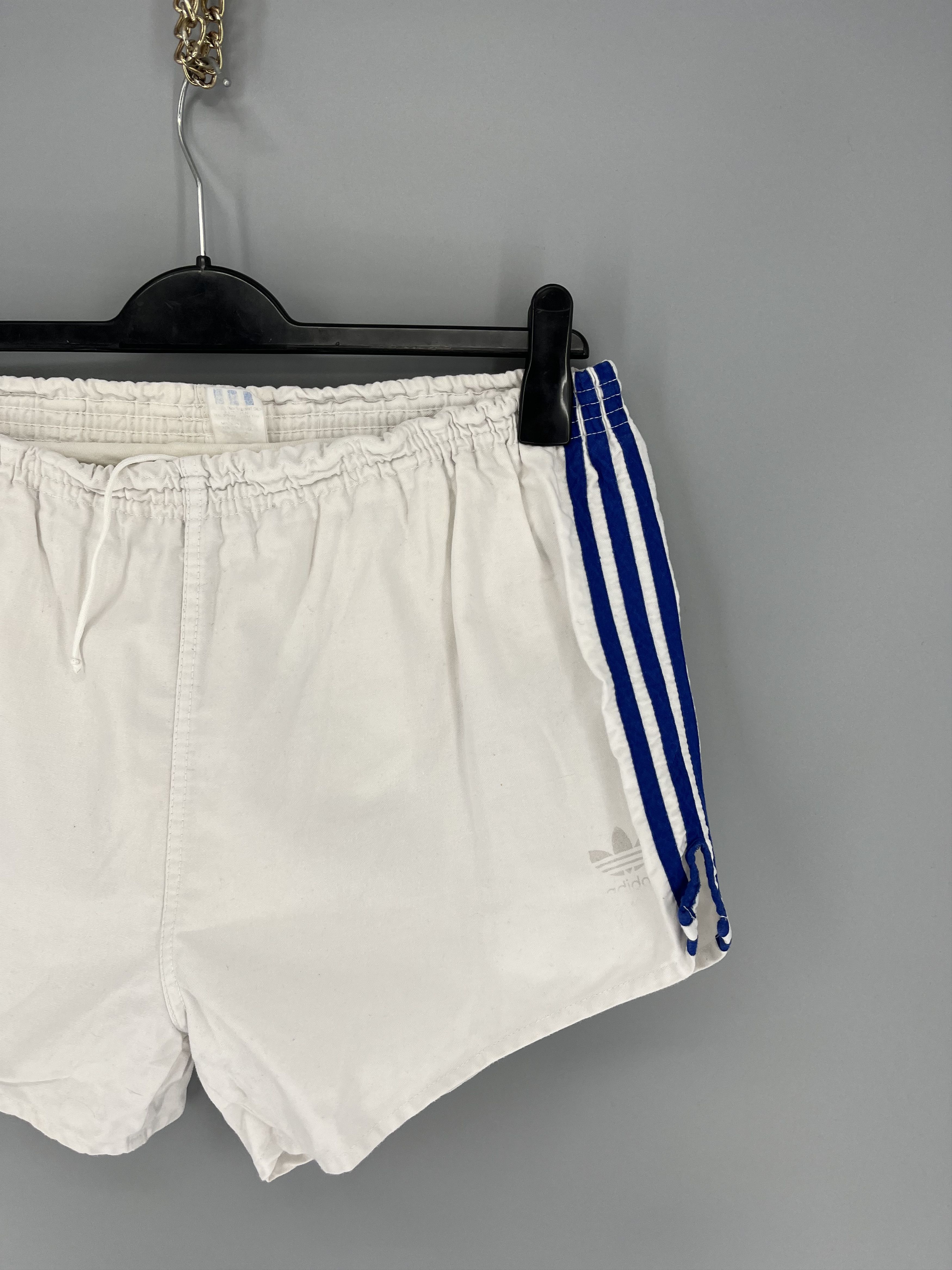 Adidas 90s Vintage Adidas Black Nylon Mini Logo Shorts Travis Style Size US 34 / EU 50 - 5 Thumbnail