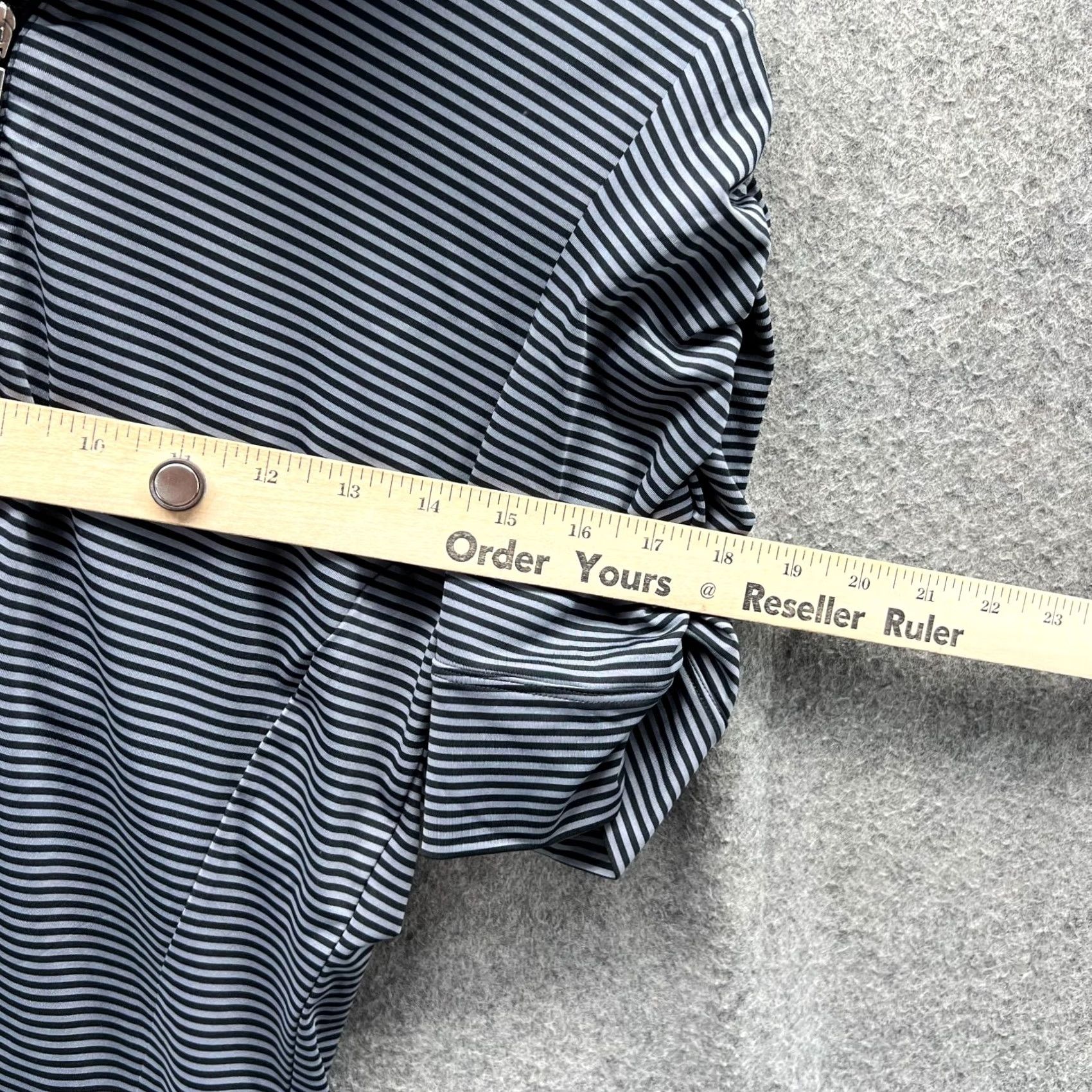 Nike VINTAGE Nike Polo Shirt Womens Small Black Gray Striped Dri-Fit Tour Performance Swoosh Polo Golf Tour 80s-90s Womens Size S / US 4 / IT 40 - 3 Thumbnail