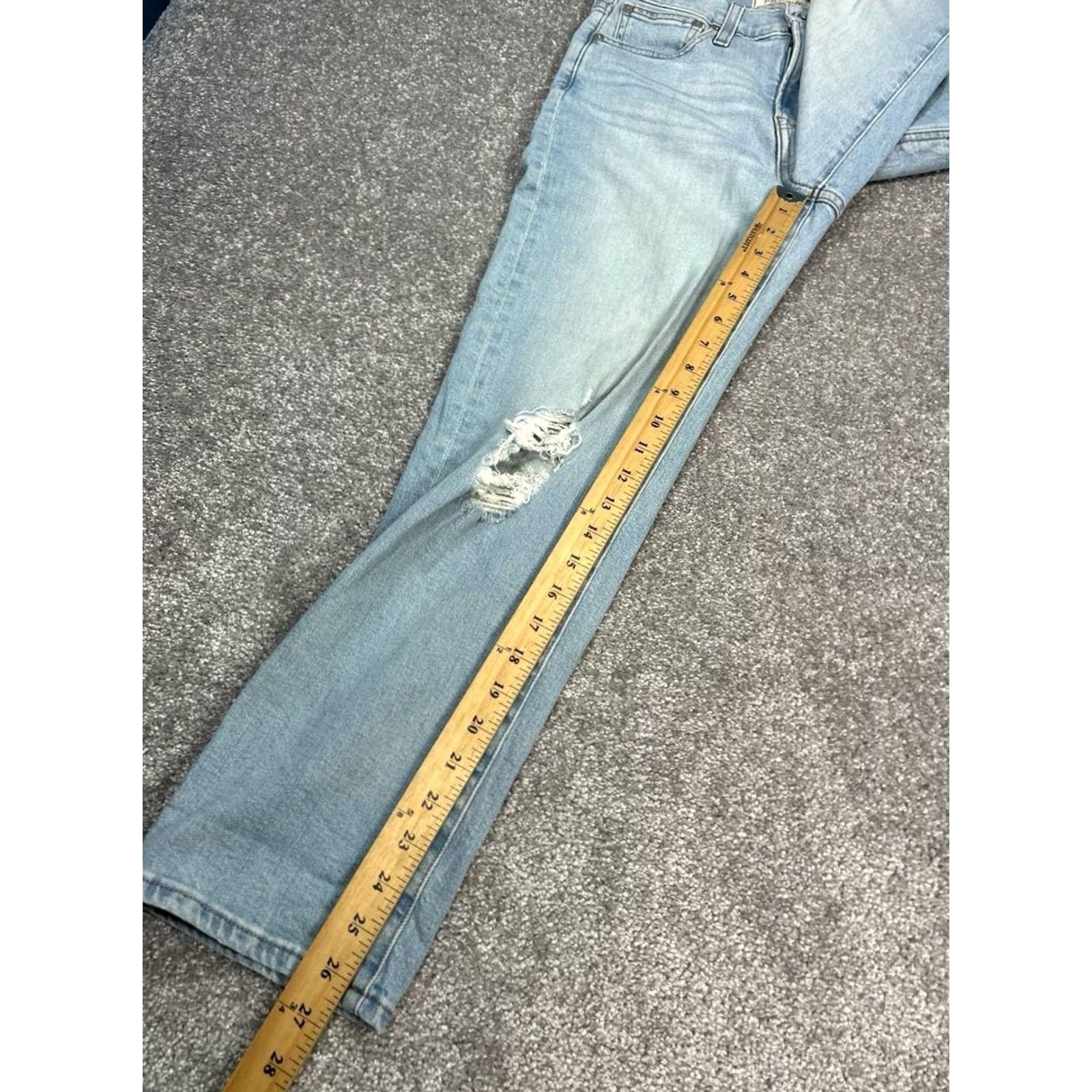 Madewell Madewell Jeans Womens 26 Blue Distressed Logo 26x26 Straight Vintage Regular 5-Pocket Denim Cotton Spandex Blue Jeans Womens Size 26" / US 2 / IT 38 - 4 Thumbnail