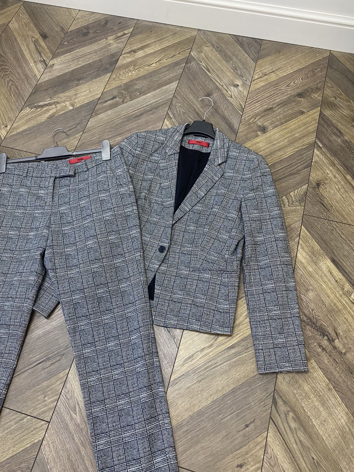 Hugo × Hugo Boss × Vintage Vintage Hugo Boss Luxury Women’s Suit Size M / US 6-8 / IT 42-44 - 3 Thumbnail