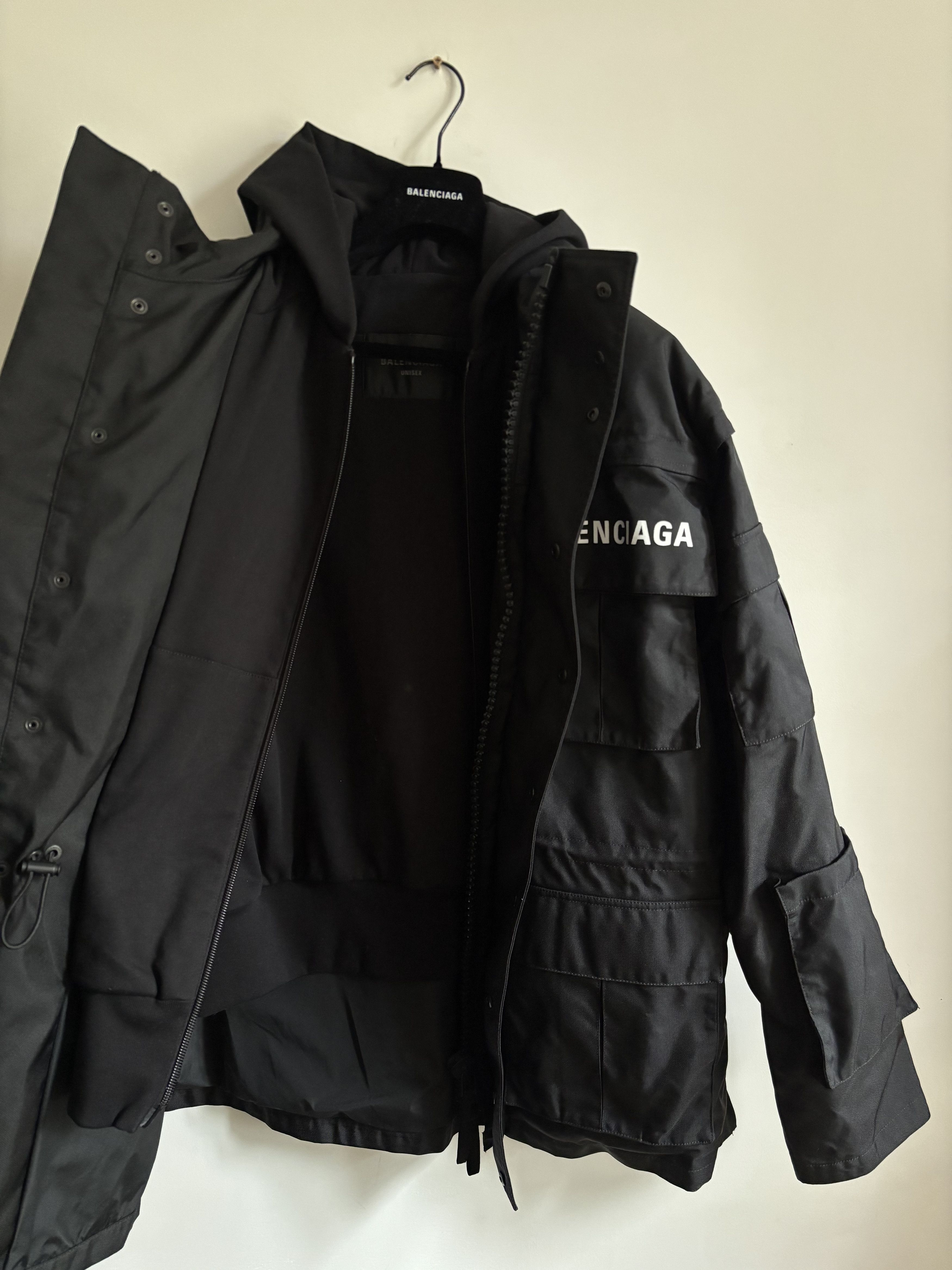 Balenciaga Balenciaga all in security parka Size US L / EU 52-54 / 3 - 3 Thumbnail