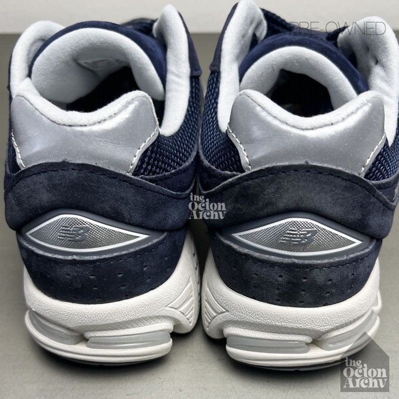 New Balance New Balance 2002 'Pigment' ML2002RD Pre-Owned Size US 8.5 / EU 41-42 - 11 Thumbnail