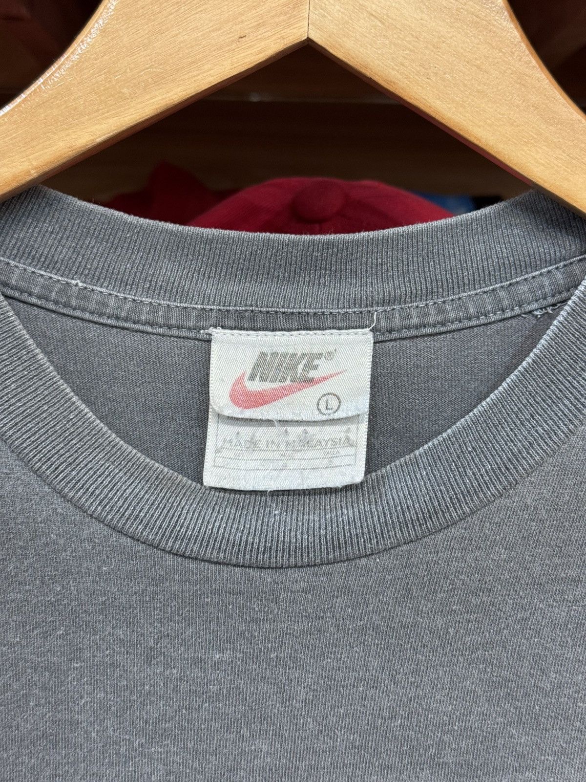 Nike Vintage Nike Miniswoosh 90's Tshirt Size US L / EU 52-54 / 3 - 6 Thumbnail