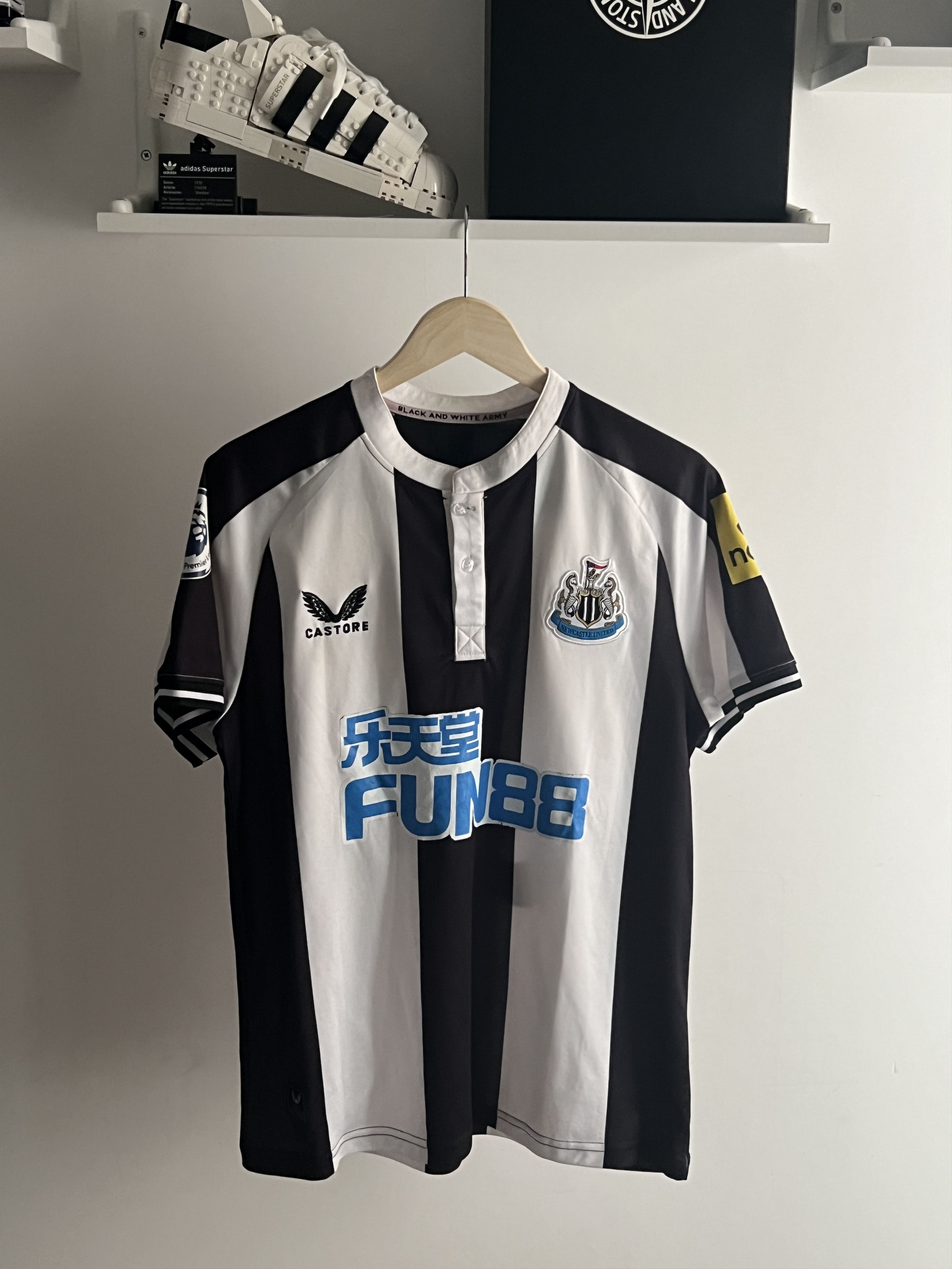 Castore Soccer Jersey Castore Newcastle United Murfy Jacob Football Size US L / EU 52-54 / 3 - 1 Thumbnail