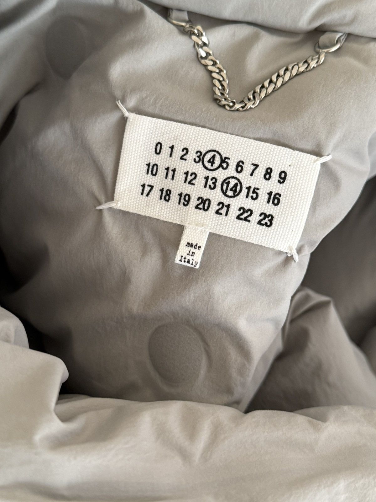 Maison Margiela GRAIL Grey Tufted Duvet Quilted Puffer Coat Size US M / EU 48-50 / 2 - 8 Thumbnail