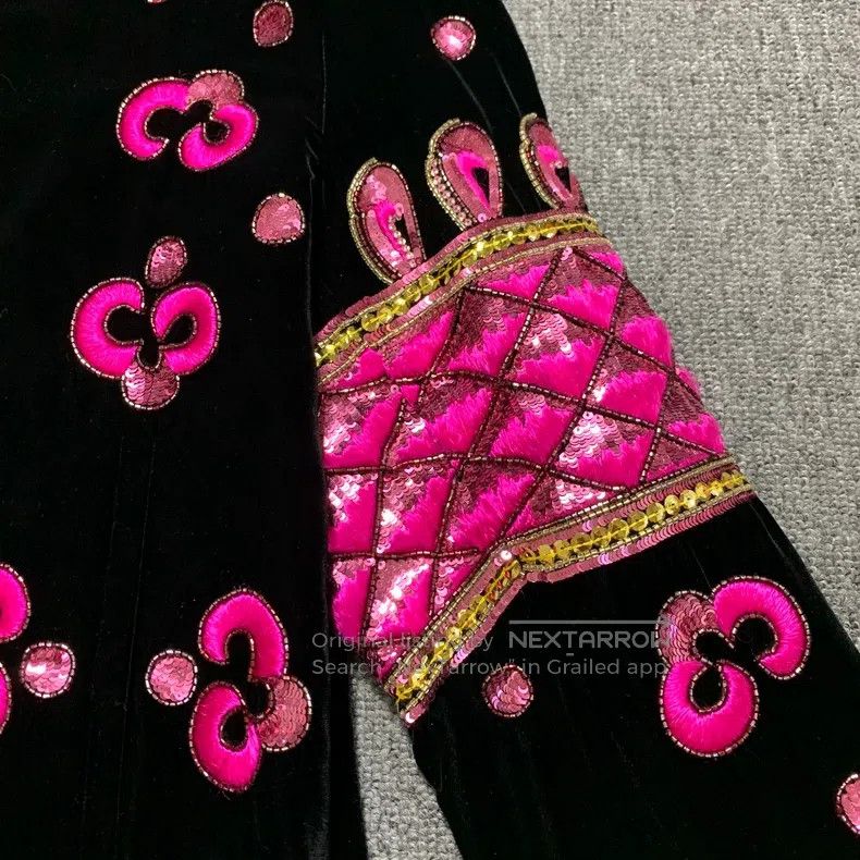 Saint Laurent Paris Saint Laurent Paris Black Velvet Pink Cherry Blossom Scale Size US M / EU 48-50 / 2 - 3 Thumbnail