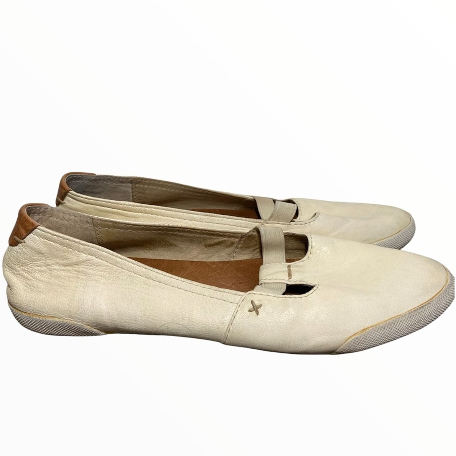Frye Melanie Slip On 100% Leather Antiques Vintage Italian 9 Shoes in White, Women's