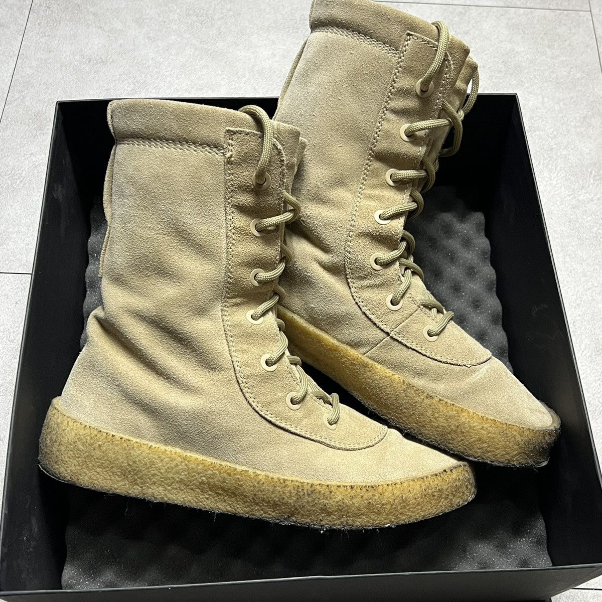Yeezy Yeezy Season 2 Tan Crepe Boot Size US 11 / EU 44 - 1 Thumbnail