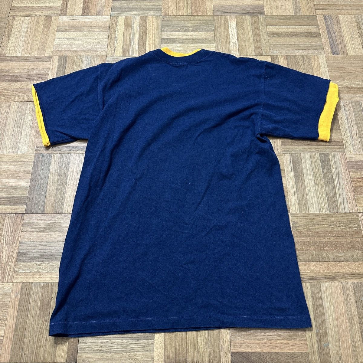 NCAA Vintage Notre Dame Fighting Irish tee Size US M / EU 48-50 / 2 - 2 Thumbnail