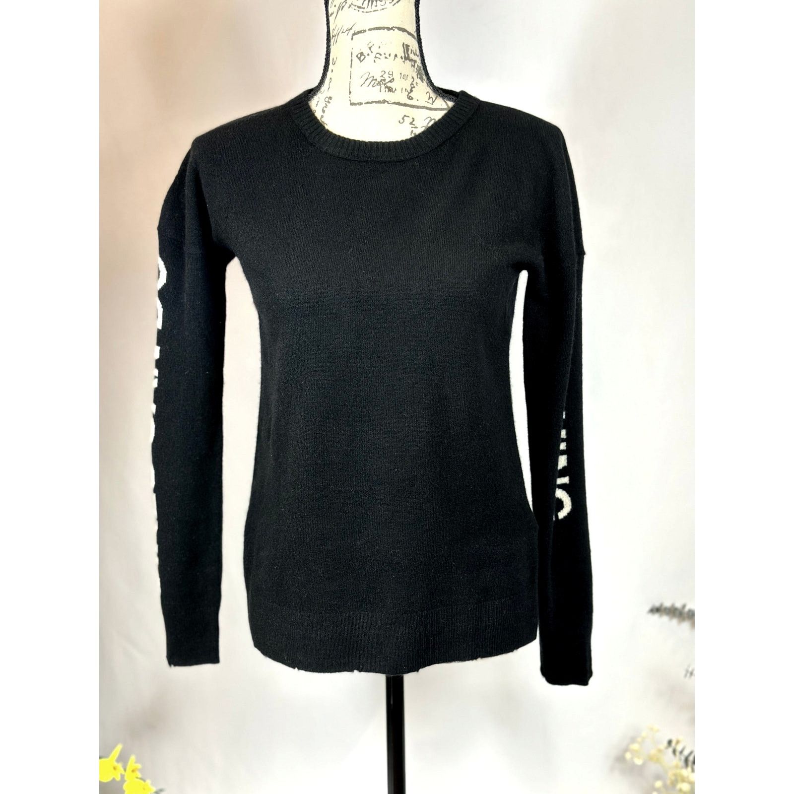 Zadig & Voltaire Zadig & Voltaire Cashmere Gaby Girls Can Do Sweater XS Size XS / US 0-2 / IT 36-38 - 7 Thumbnail