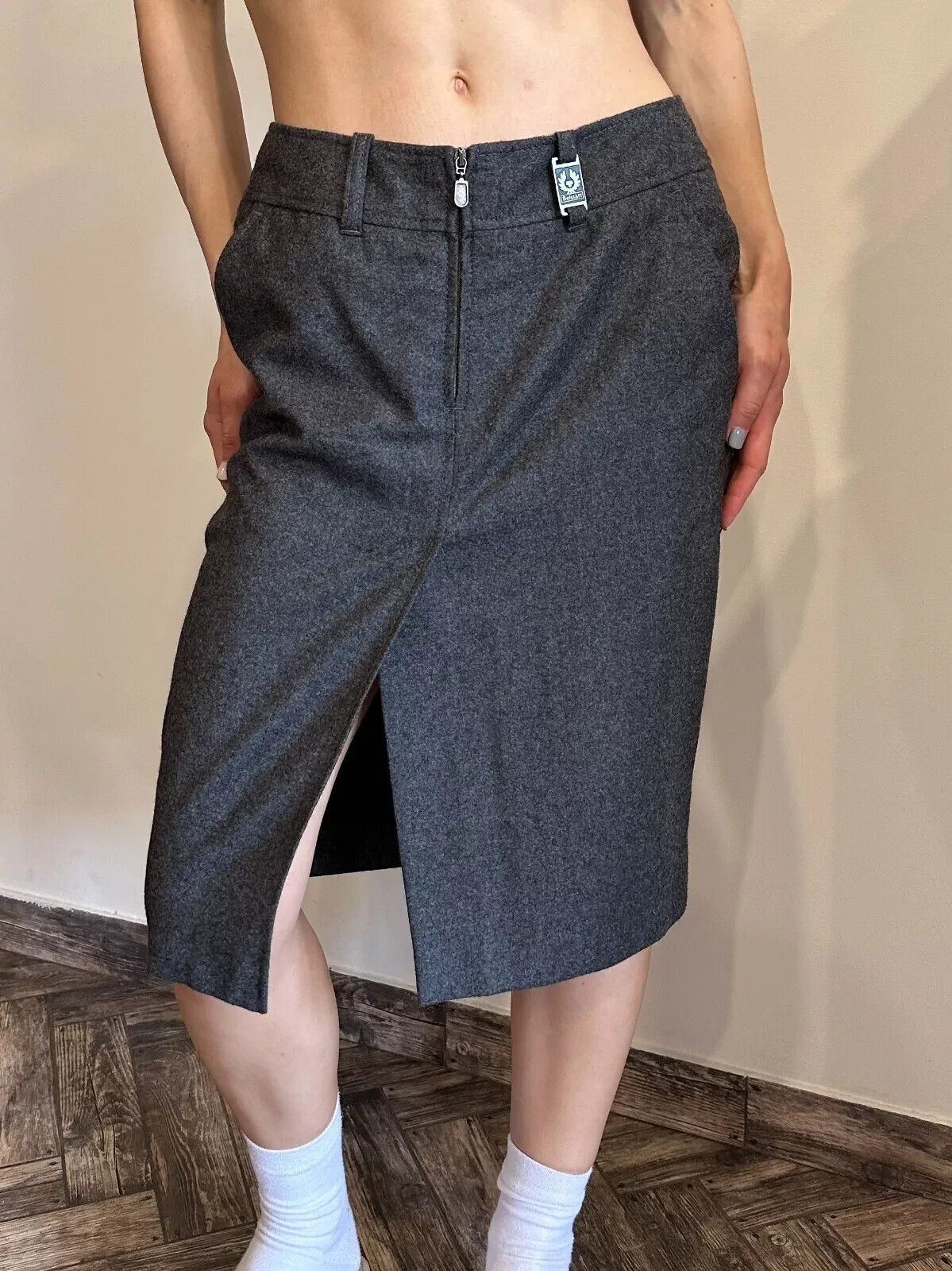 Belstaff Belstaff Wool Knee Length Pencil Mid-length Skirt Womens Size 28" / US 6 / IT 42 - 2 Thumbnail