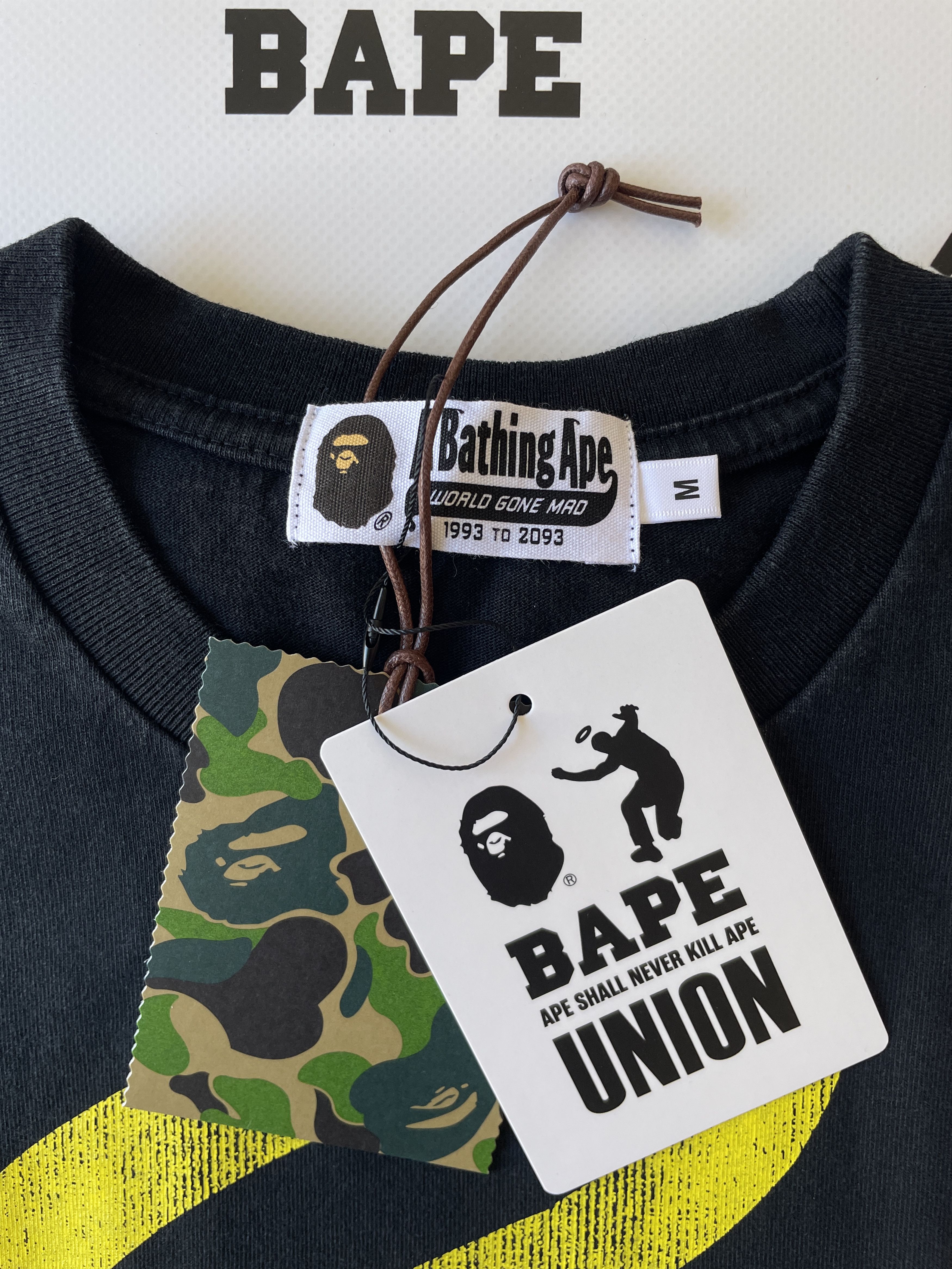 Bape × Union LA BAPE X UNION WASHED APE HEAD TEE Size US M / EU 48-50 / 2 - 8 Thumbnail