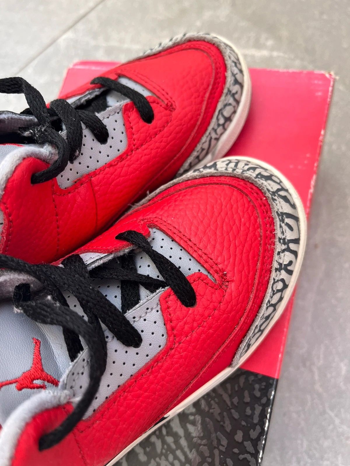Jordan Brand Air Jordan Retro 3 Size 9C EUR 26 15cm Sneakers Size US 5 / EU 37 - 6 Thumbnail