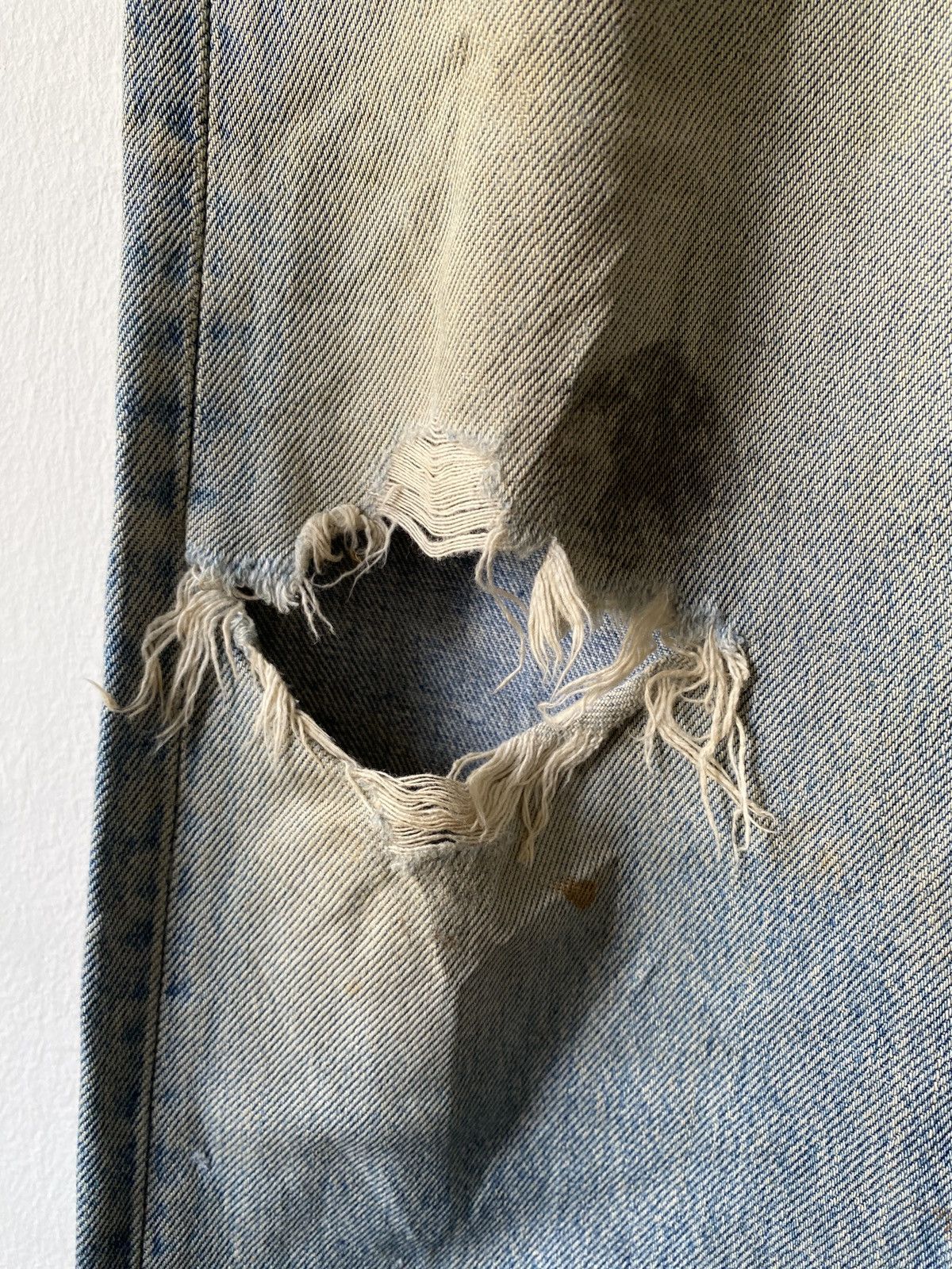 Levi's Vintage Levi’s 501 Top Button 524 Distressed Denim Size US 30 / EU 46 - 8 Thumbnail