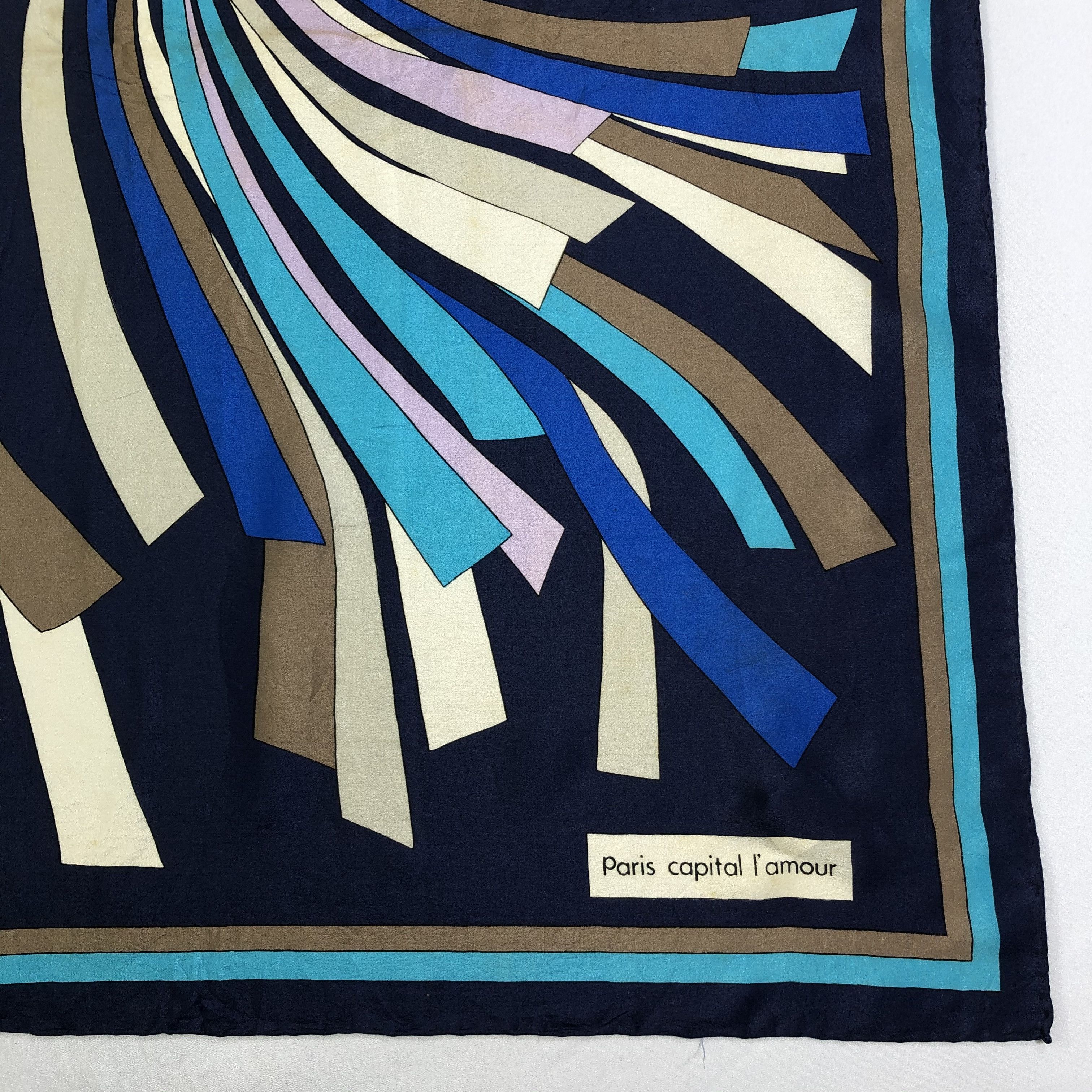 Vintage Vintage Paris Capital I'amour Silk Scarf Size ONE SIZE - 3 Thumbnail