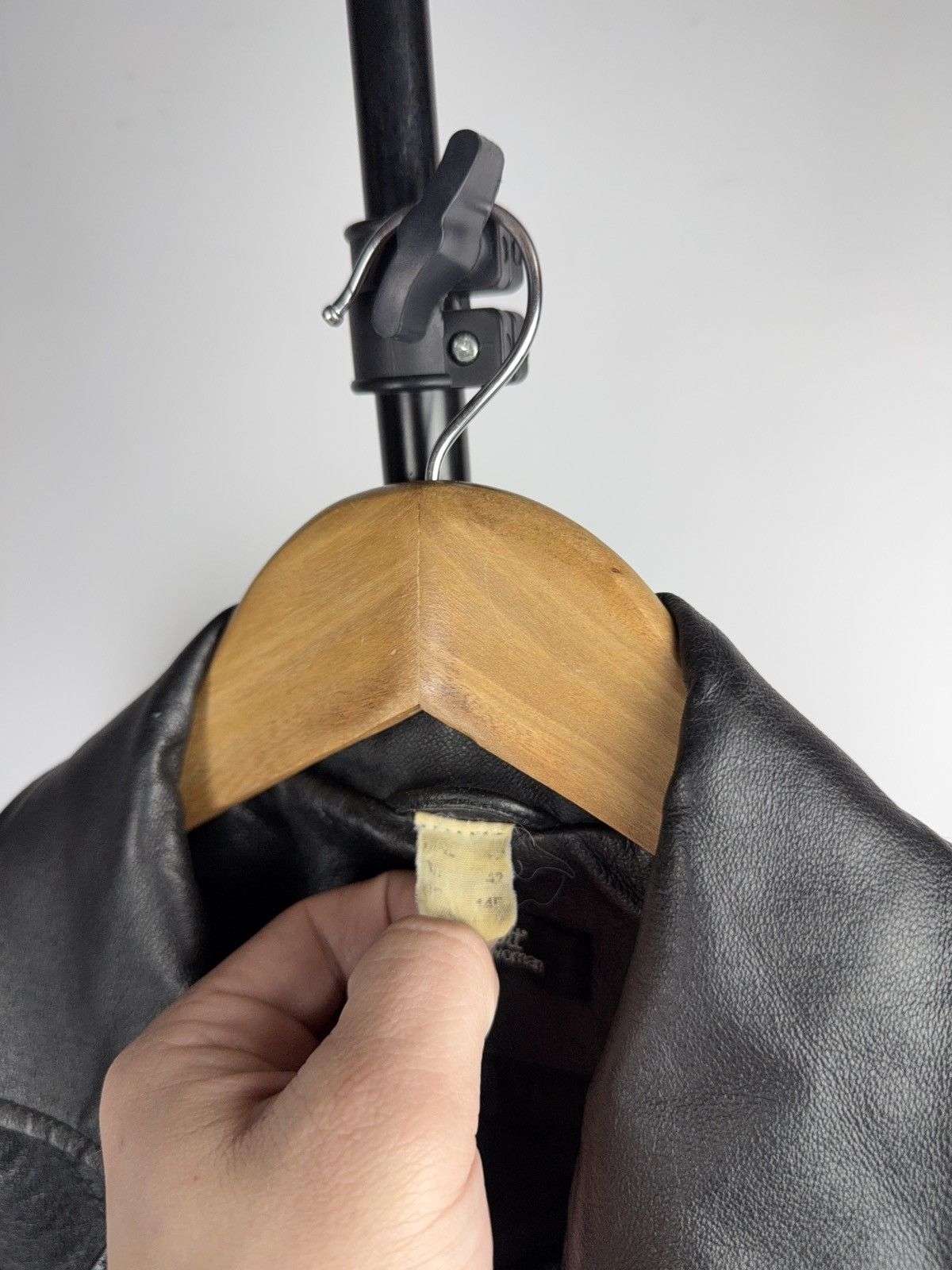 Genuine Leather Vintage 90s Japanese Avant Garde Black Real Leather Coat M Size M / US 6-8 / IT 42-44 - 15 Thumbnail