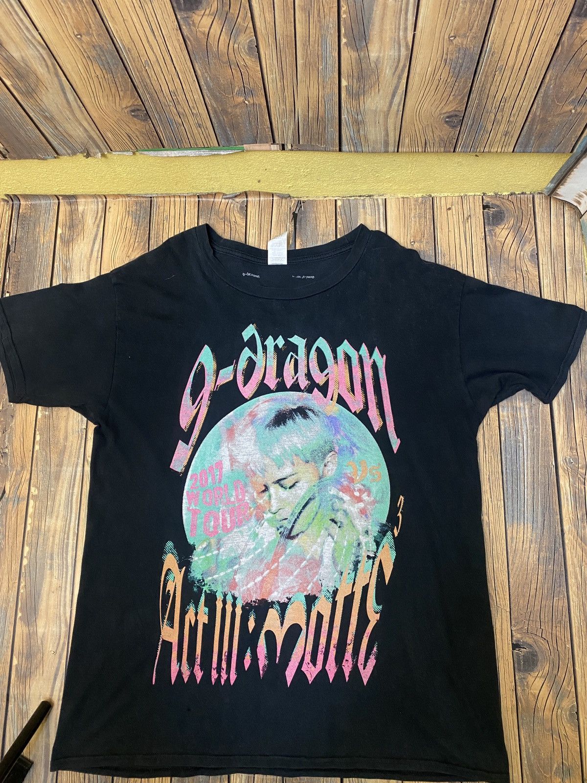 Band Tees × Gildan × Vintage Vintage y2k band g drangon tour 2017 tee Size US M / EU 48-50 / 2 - 5 Thumbnail