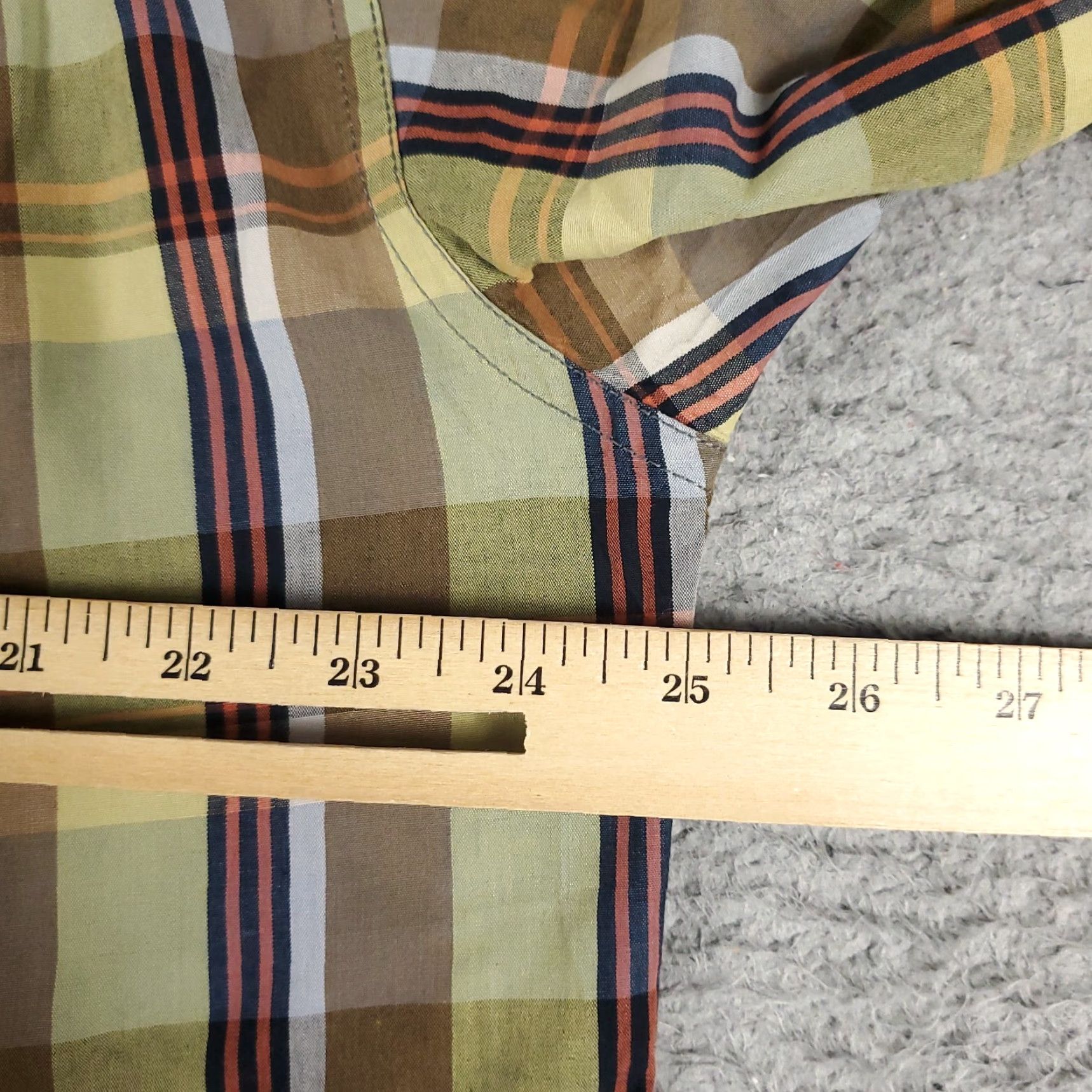 Tommy Hilfiger Tommy Hilfiger Button-Up Shirt Mens Large Beige Plaid Long Sleeve Casual Preppy Size US L / EU 52-54 / 3 - 7 Thumbnail