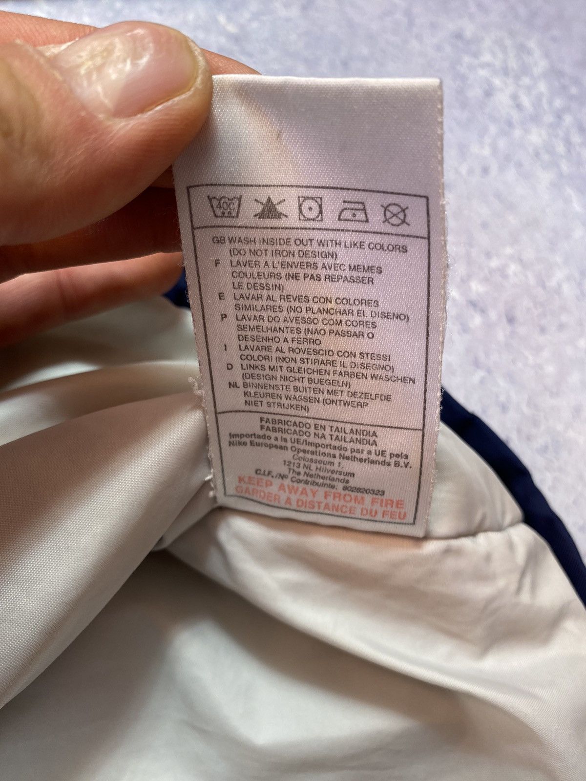 Vintage Vintage Nike 90s Blue Winter jacket with big centre logo Size US XL / EU 56 / 4 - 18 Thumbnail