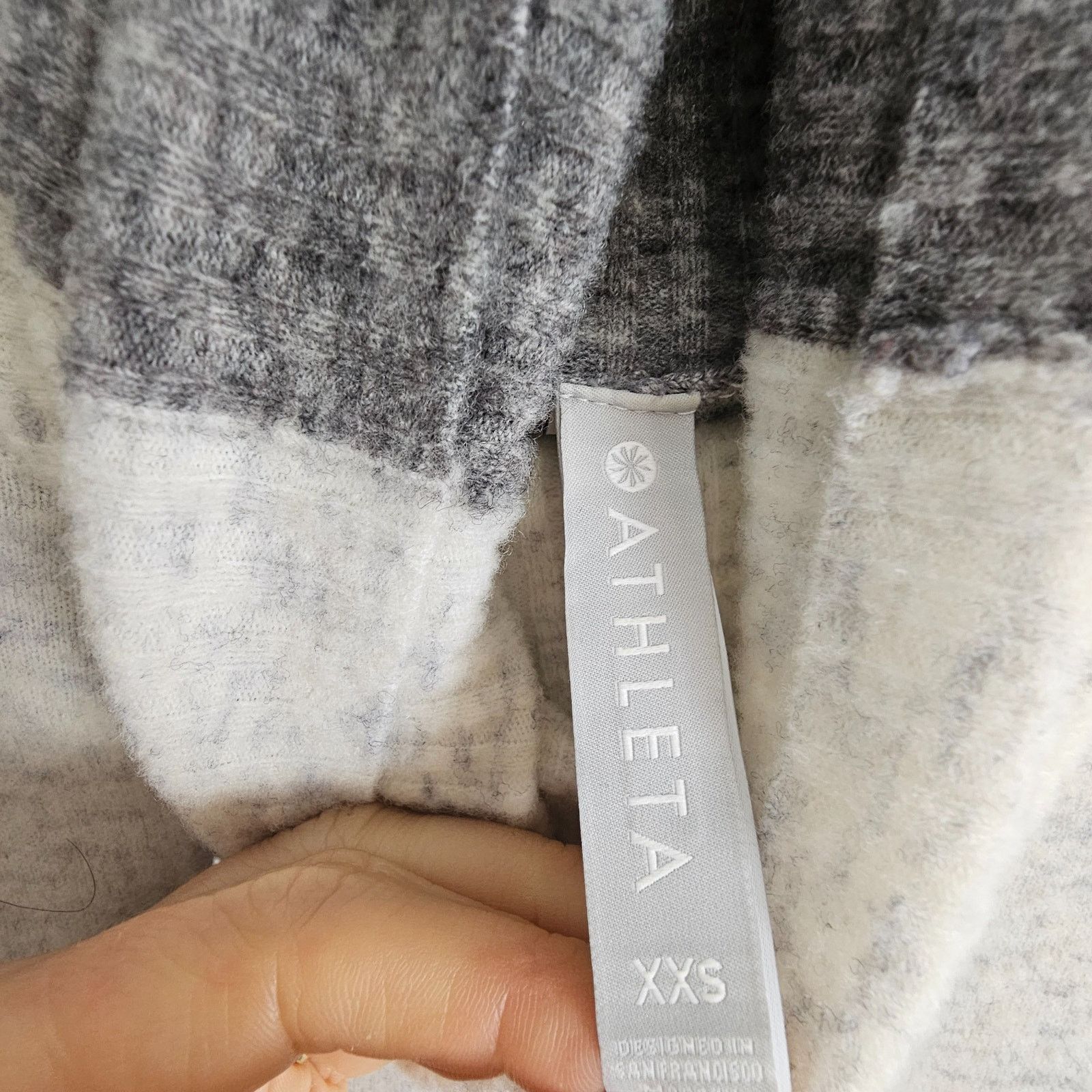Athleta Athleta Merino Wool Transit Turtleneck Sweater Sz XXS Size XXS / US 00 / IT 34 - 7 Thumbnail