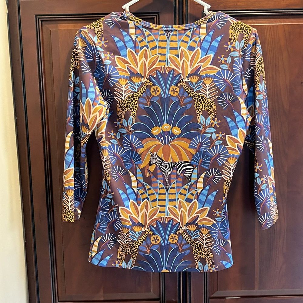 J.McLaughlin J. McLaughlin Catalina Cloth Zebra/Giraffe Floral Print Top Size S / US 4 / IT 40 - 5 Thumbnail