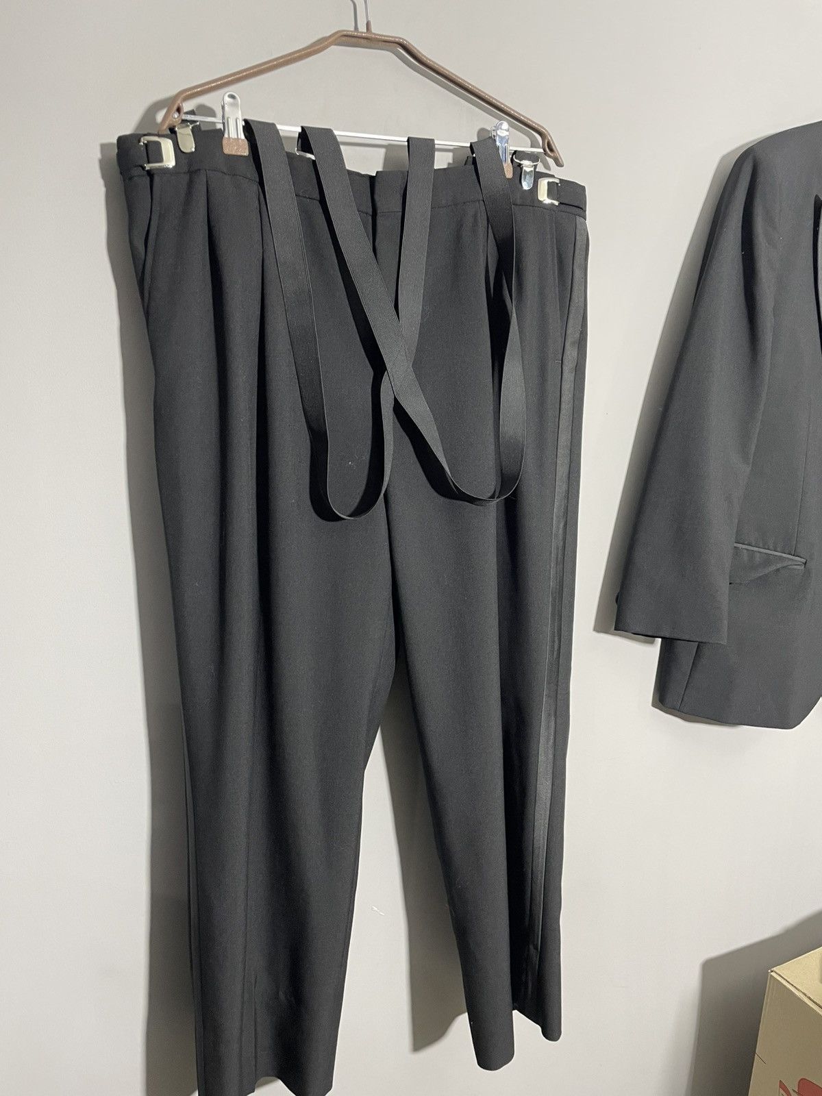 Other Neil Allyn Formal Collection Luxury men’s Suit Size 41S Size 42R - 16 Thumbnail