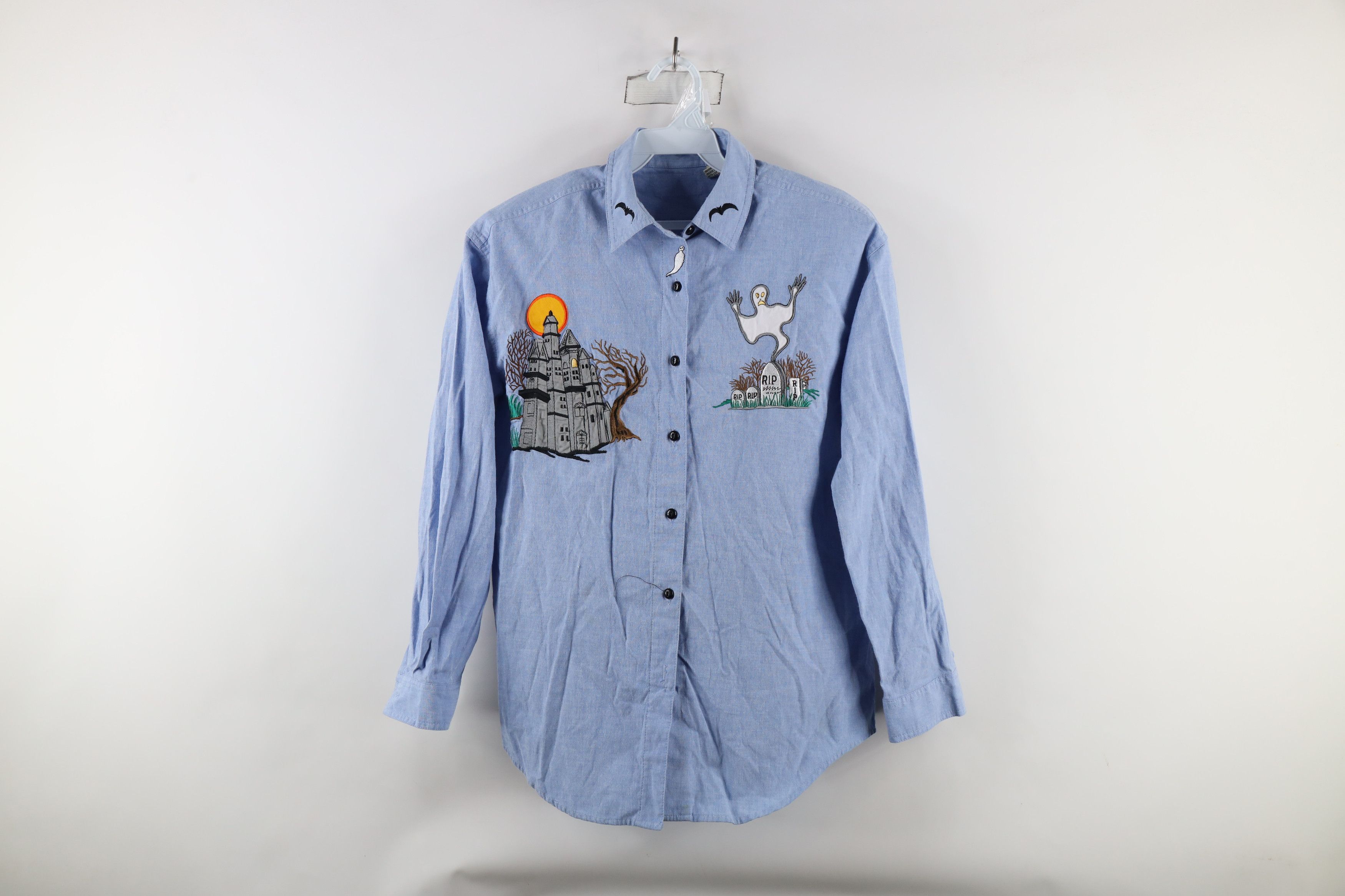 Vintage Vintage 90s Streetwear Halloween Ghost Bat Button Shirt Size S / US 4 / IT 40 - 1 Thumbnail