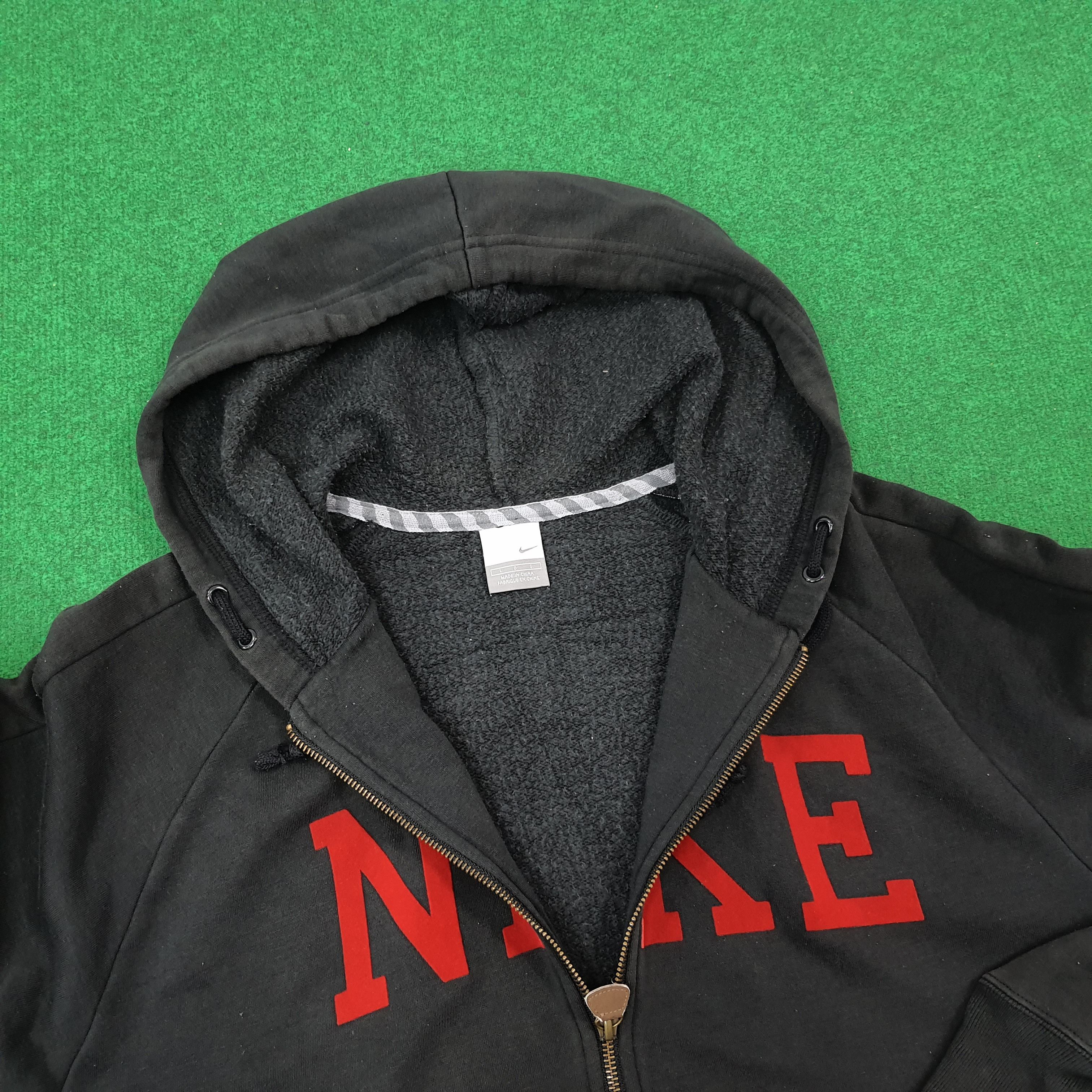 Nike Vintage Nike Spell Out Full Zip Hoodie C273N13 Size US L / EU 52-54 / 3 - 8 Thumbnail