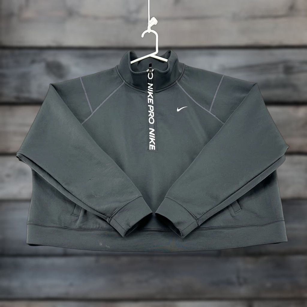 Nike **Nike Pro 2X Black Women's Pullover Swoosh Dri-Fit Training Top** User: **Nike Pro 2X Black Pullover Swoosh Dri-Fit Training Top Women's** Size XXL / US 16-18 / IT 52-54 - 1 Thumbnail
