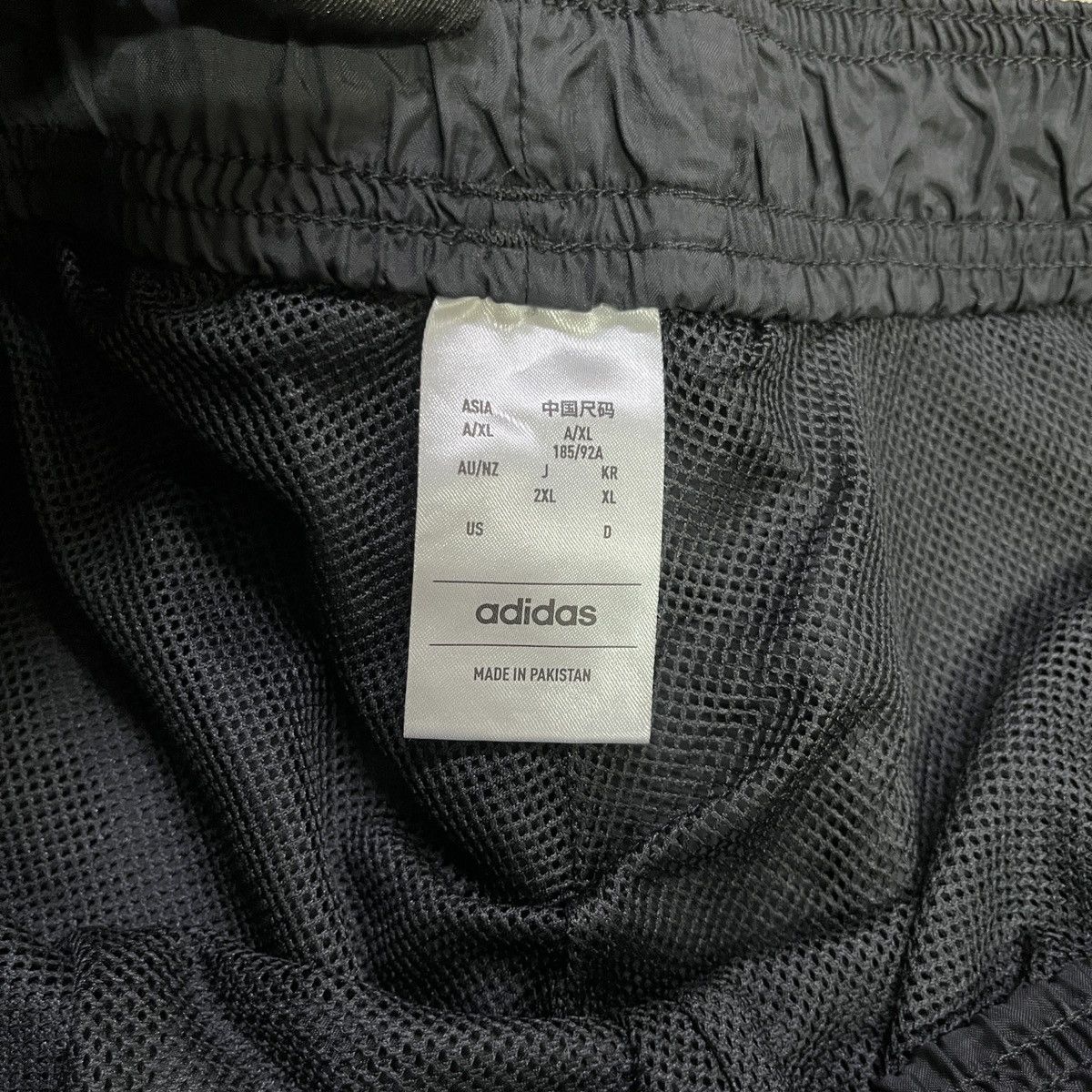 Adidas Adidas Black Stripes Shorts Size 30" / US 8 / IT 44 - 6 Thumbnail