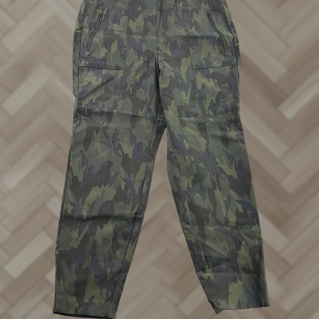 Vintage VINTAGE Lane Bryant On The Go Mid-Rise Ankle Pants Women's 16 Camouflage Green 79 Size 38" / US 16 / IT 52 - 1 Thumbnail
