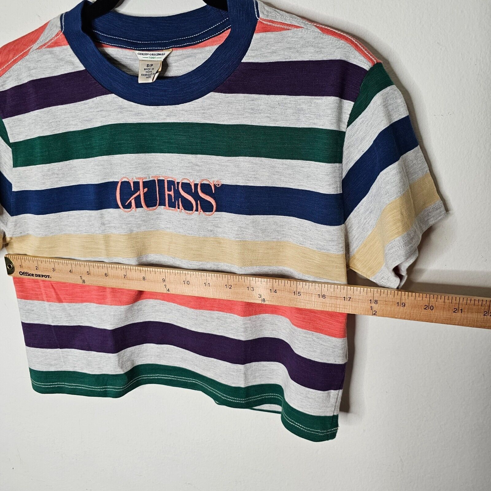 Guess Guess Originals 1981 Gray Multi Stripe Crop Guess Logo SP Size S / US 4 / IT 40 - 6 Thumbnail