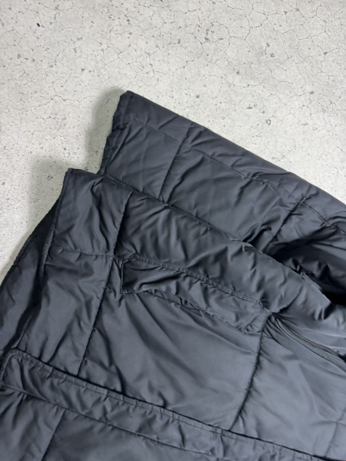 Nike Nike Vintage 00’s Down Puffer Jacket Drill Swoosh Size US M / EU 48-50 / 2 - 3 Thumbnail