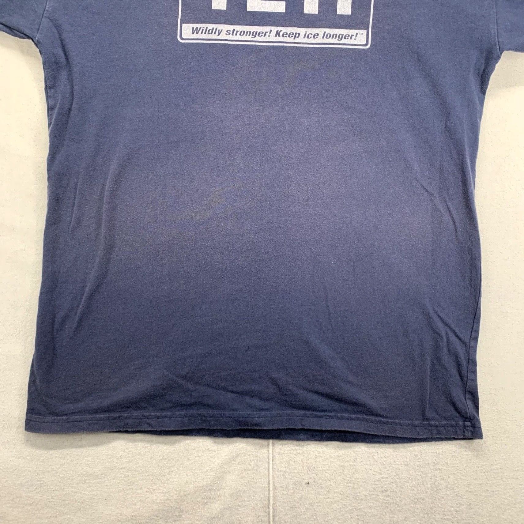 Yeti Yeti Graphic Print Short Sleeve T-Shirt Large Faded Blue Outdoor Mens Size US L / EU 52-54 / 3 - 7 Thumbnail