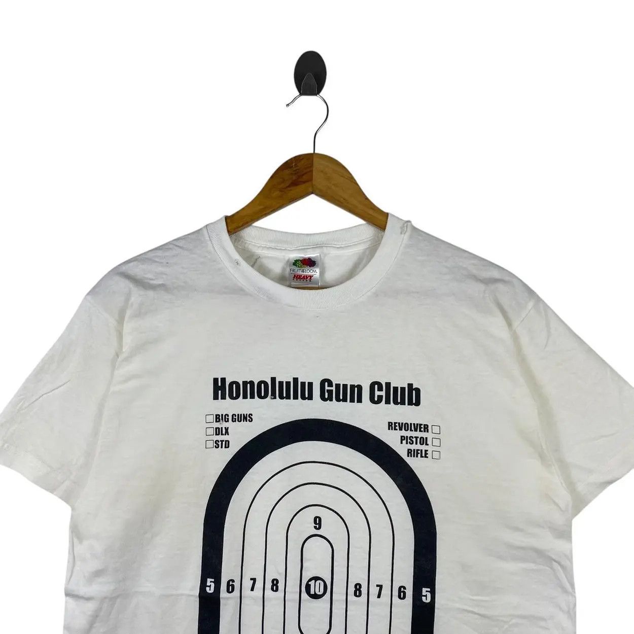 Other Vintage HONOLULU GUN CLUB Revolver Target Artwork Tee Shirt Size US M / EU 48-50 / 2 - 2 Thumbnail
