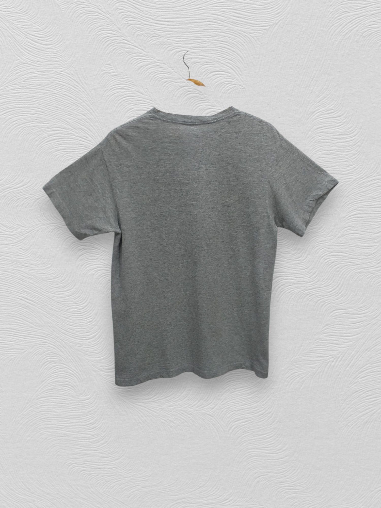 Stussy VINTAGE STUSSY RIP OFF LOUIS VUITTON SHIRT SIZE M -C054 Size US M / EU 48-50 / 2 - 2 Thumbnail