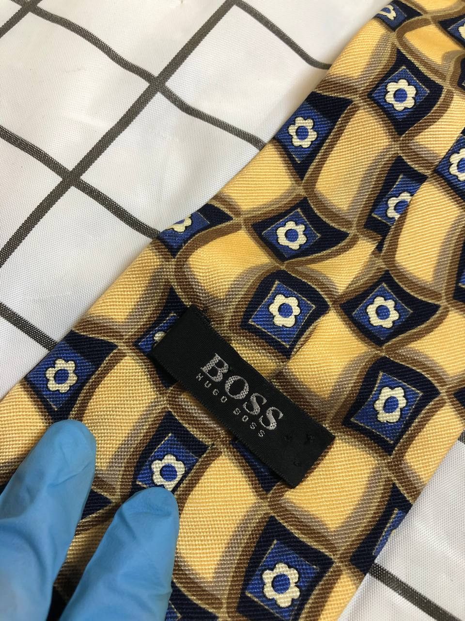 Hugo Boss Hugo Boss Designer Tie Italian Made Size ONE SIZE - 2 Thumbnail