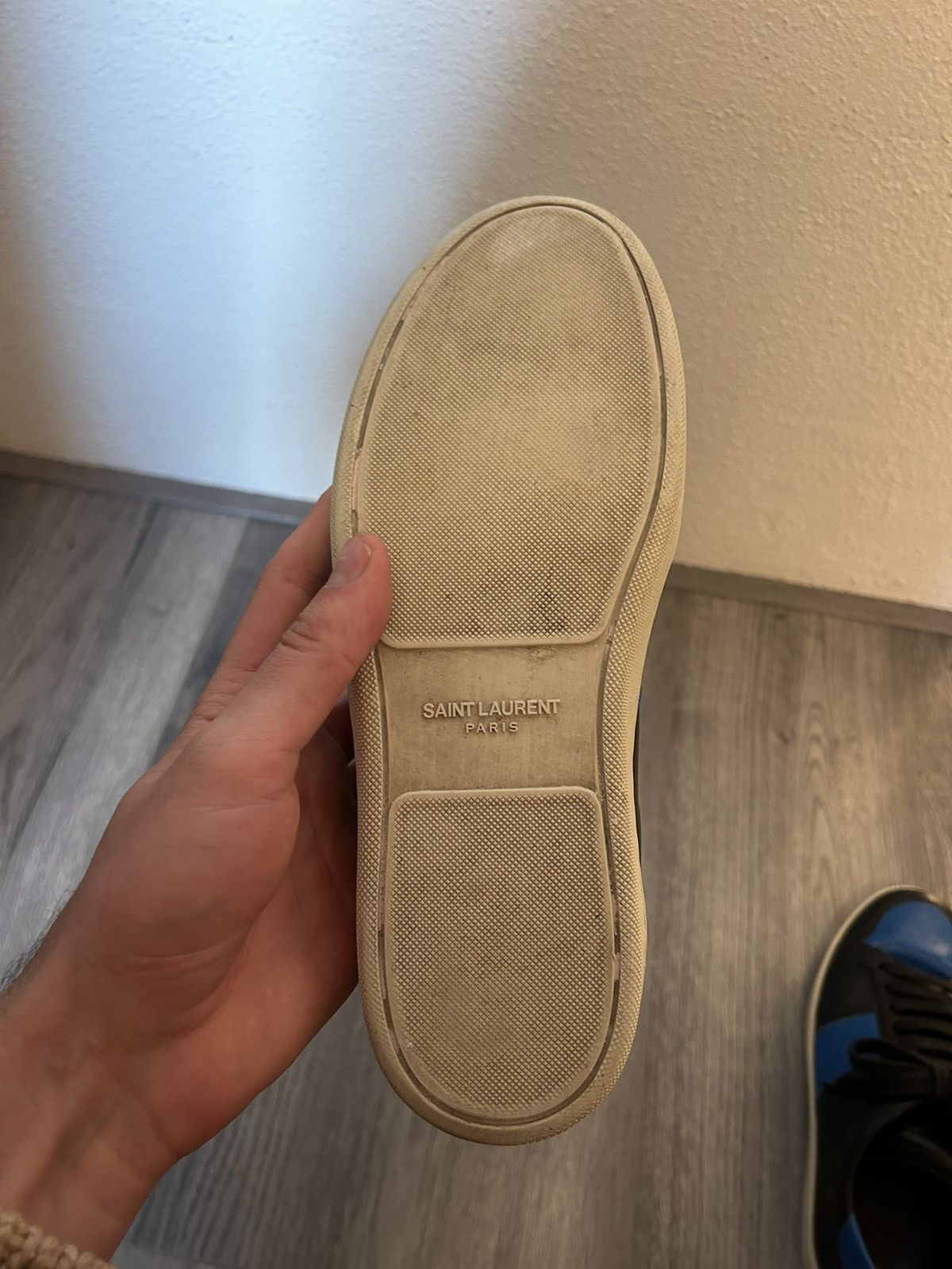 Saint Laurent Paris Saint Laurent Low-Top Court Sneaker - Size 39 Size US 6 / EU 39 - 12 Thumbnail