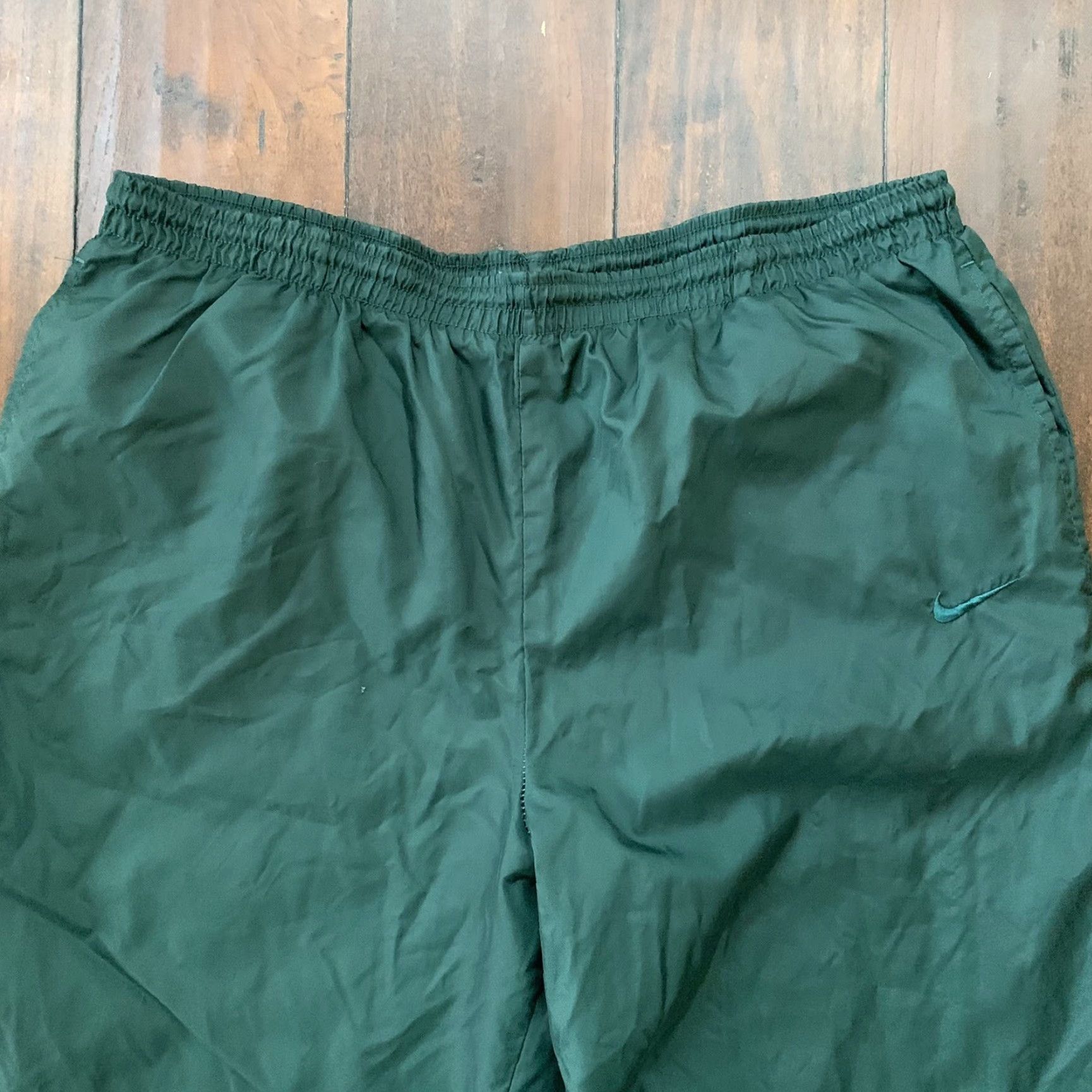 Nike VINTAGE Nike Track Pants Mens XL Green Soccer Jogger 90s 80s Essential Basic Elastic Waist Drawstring Size US 36 / EU 52 - 2 Thumbnail