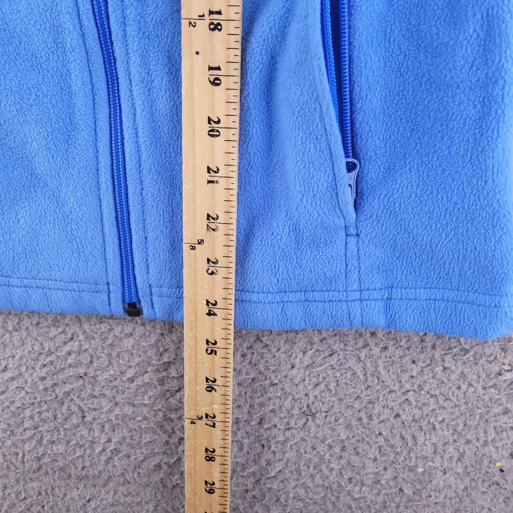 Vintage Columbia Sweater Vest Womens Small Blue Zip Polyester Fleece Shirt Vest Womens Small Blue Zip Polyester Fleece Size S / US 4 / IT 40 - 7 Thumbnail