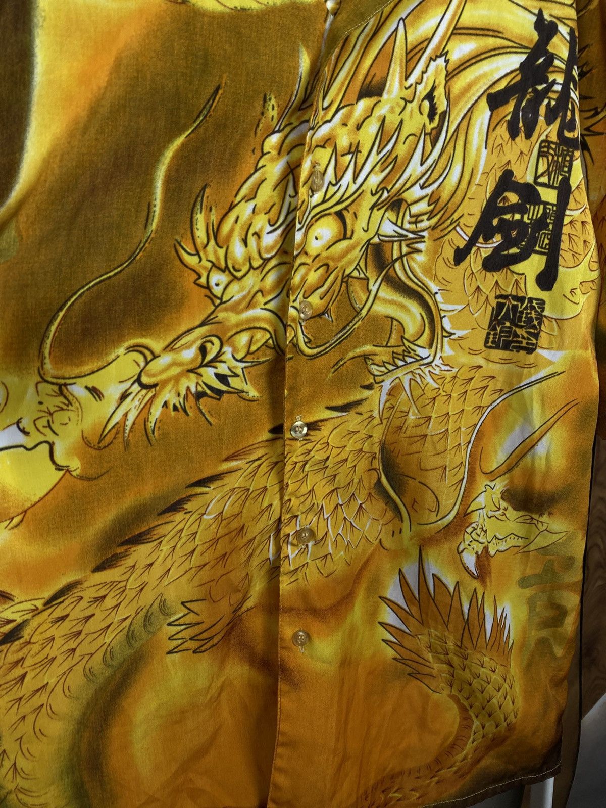 Japanese Brand 🐉Vintage 90s Shiry Short Sleeve Dragon Overprint Wan Guo🐉 Size US XL / EU 56 / 4 - 6 Thumbnail