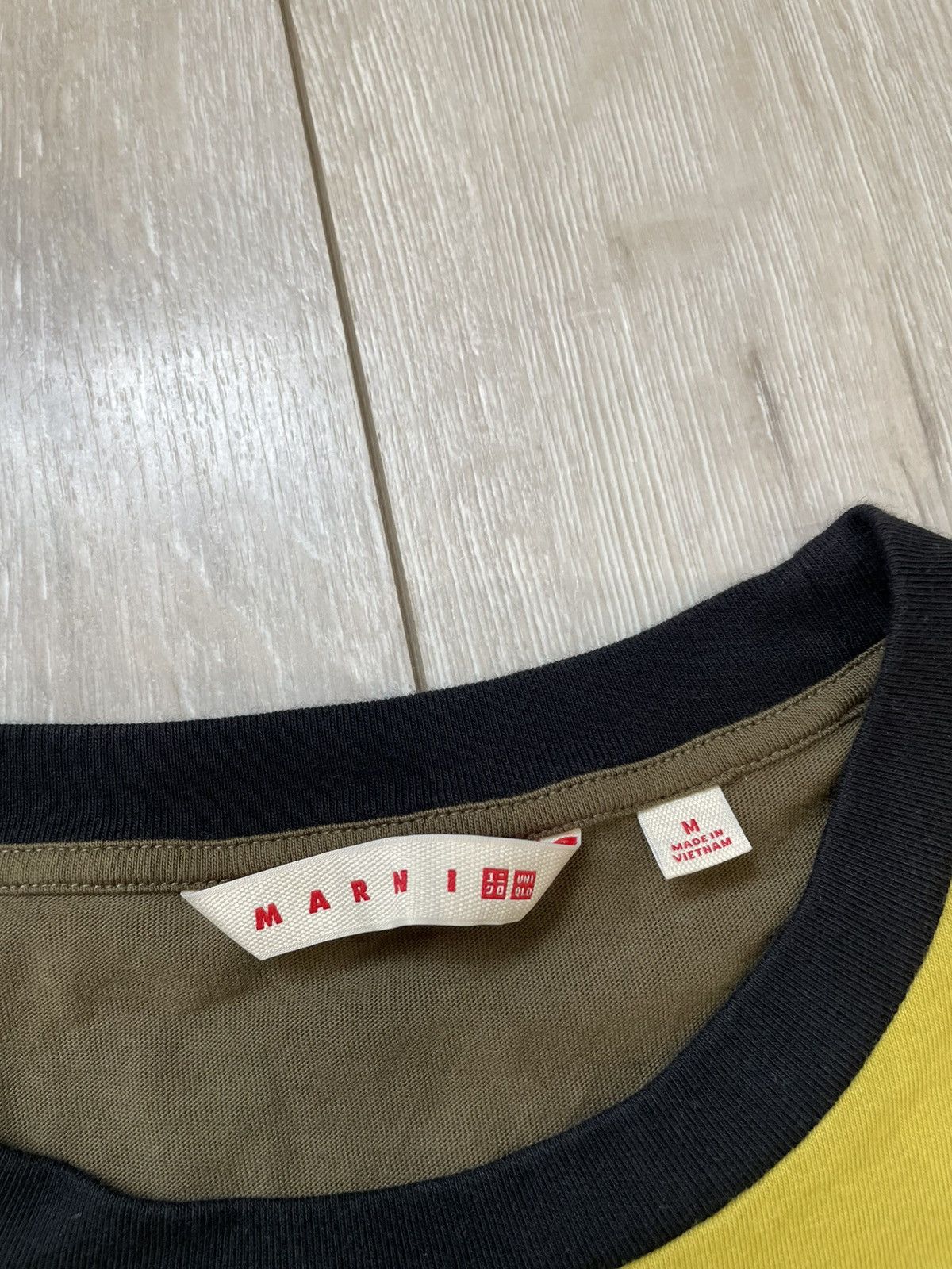 Marni × Uniqlo Marni X uniqlo Two Tone T-shirt Size US M / EU 48-50 / 2 - 2 Thumbnail