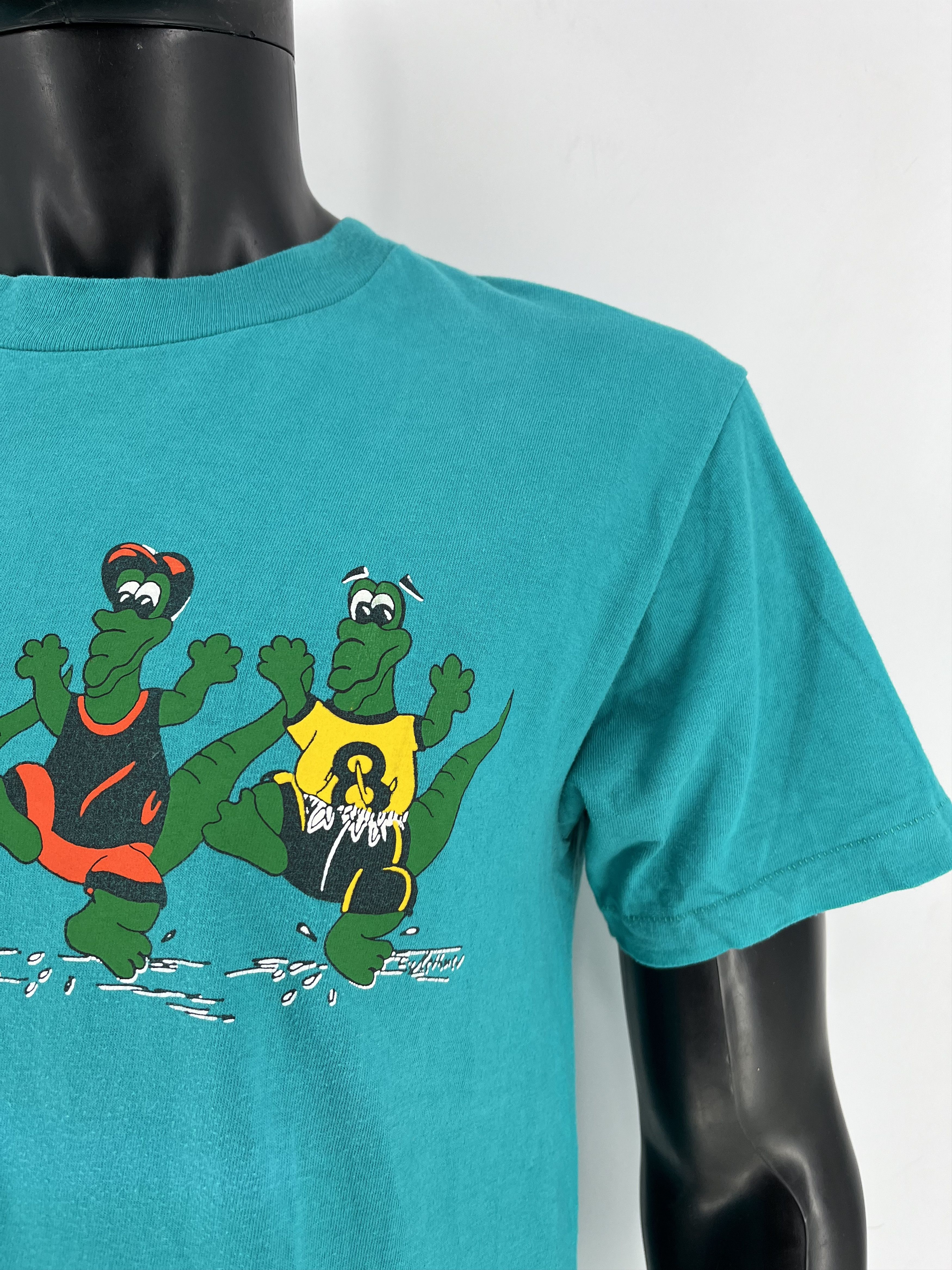 Vintage Vintage Croc T Shirt Mens 90s 80s Art Museum Made in USA Size US M / EU 48-50 / 2 - 8 Thumbnail