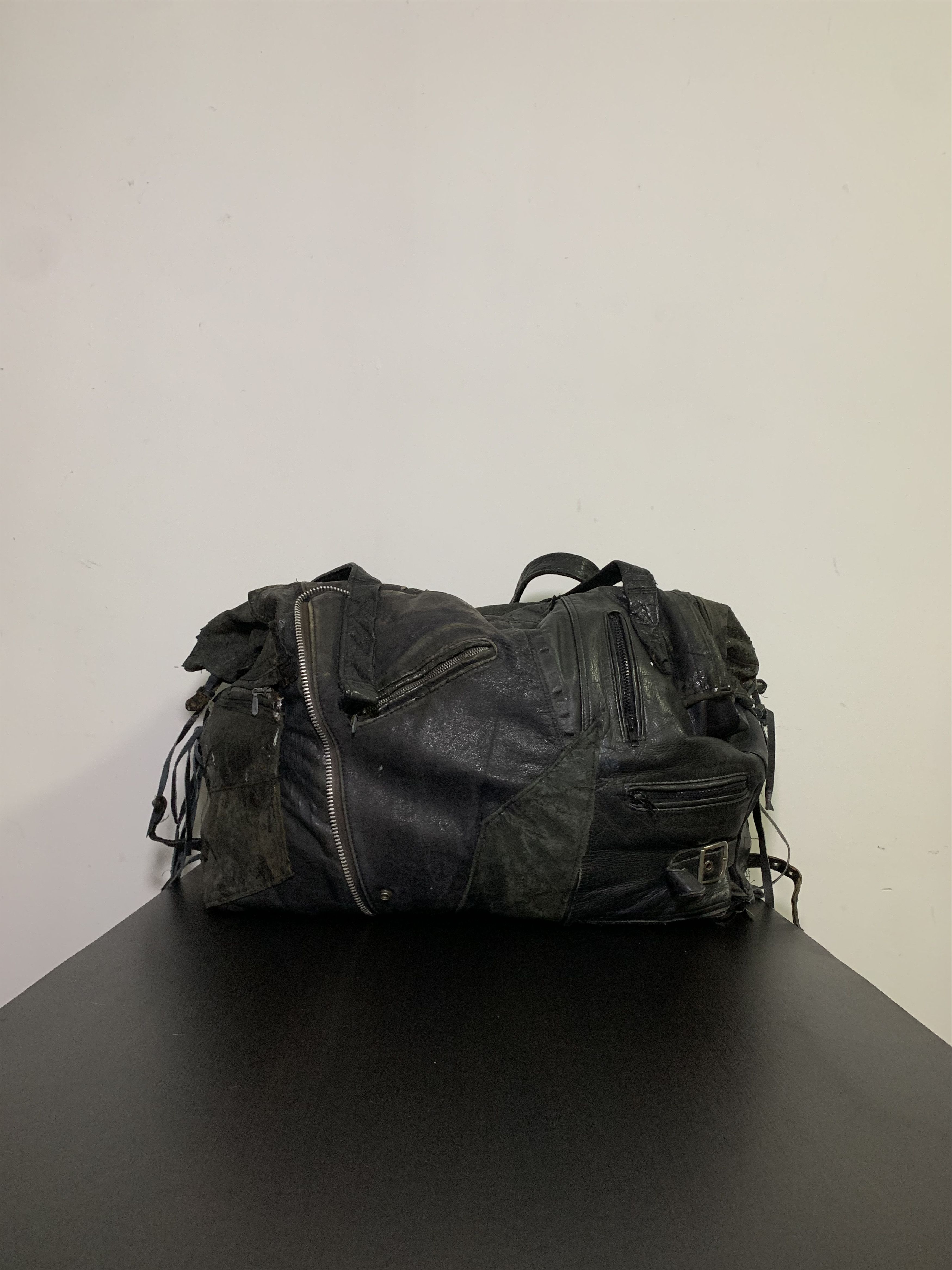 Vinti Andrews Vinti Andrews Reconstructed Leather Jacket Travel Bag Size ONE SIZE - 1 Thumbnail