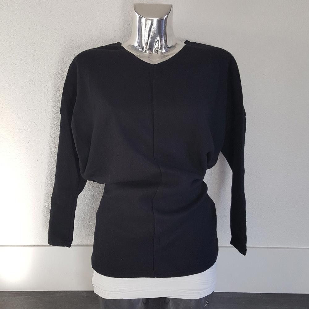 Designer Black Fleece Sweater Vneck Long Sleeve Size M / US 6-8 / IT 42-44 - 1 Thumbnail