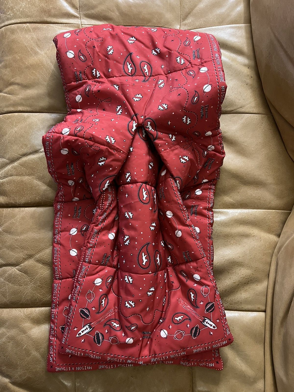 Maison Kitsune Dream Amplifier FW18 Down Puffer Scarf Size ONE SIZE - 1 Thumbnail